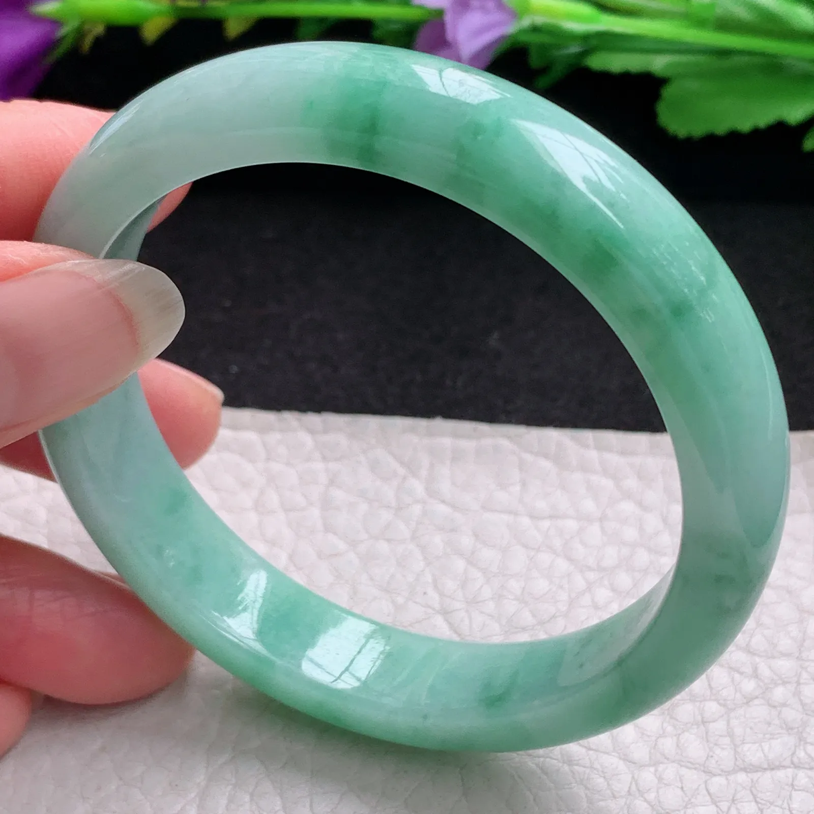 js实拍55.6*12*7.6平安镯 天然缅甸翡翠手镯浅绿玉手镯 玉手环