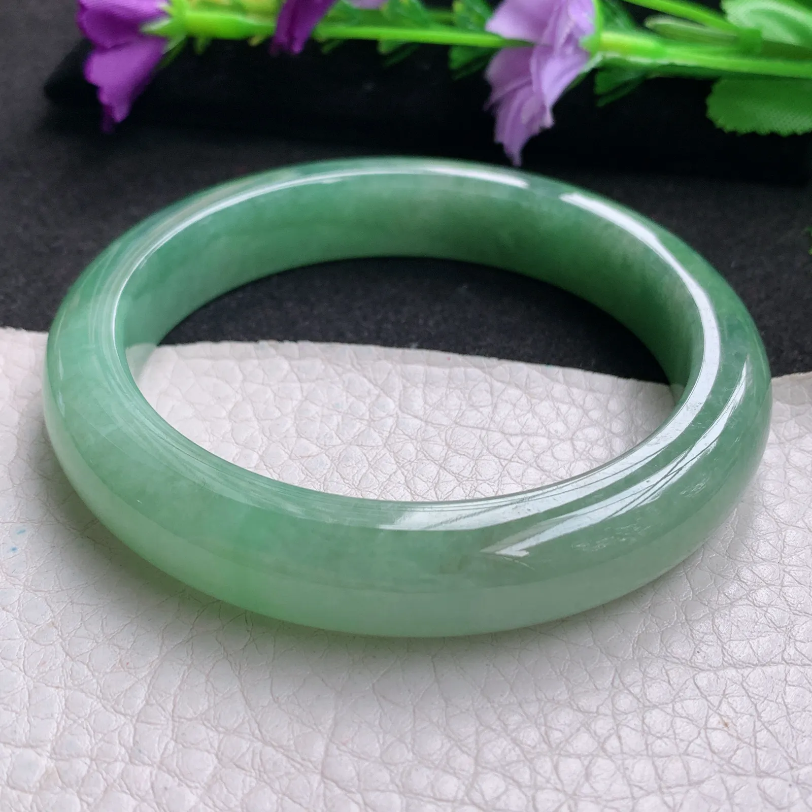 nr大圈口60.6*12.5*9.2平安镯 天然缅甸翡翠满绿大气宽边玉手镯 玉手环