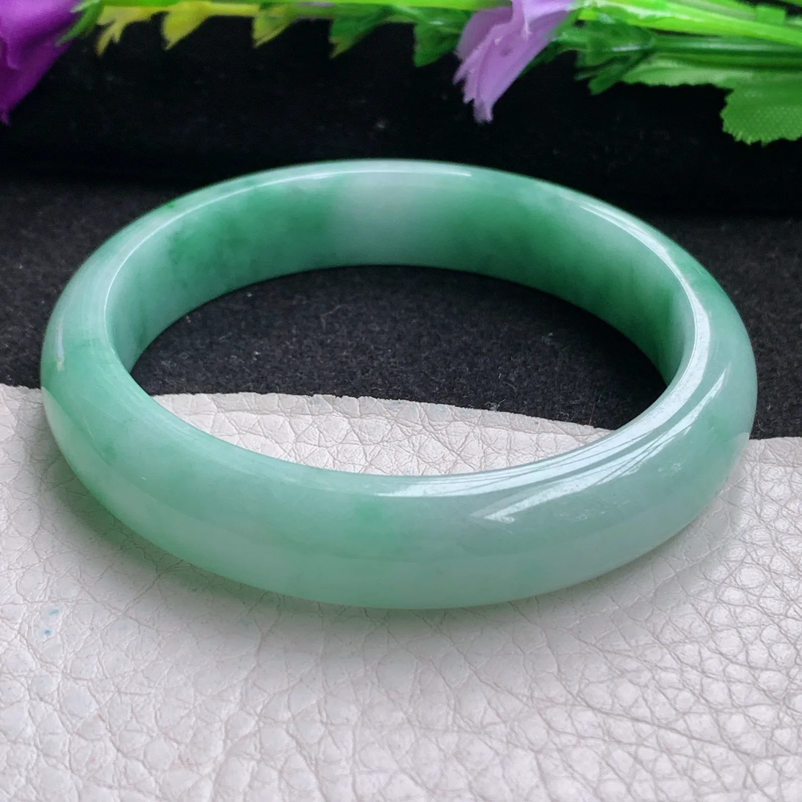 js实拍55.6*12*7.6平安镯 天然缅甸翡翠手镯浅绿玉手镯 玉手环