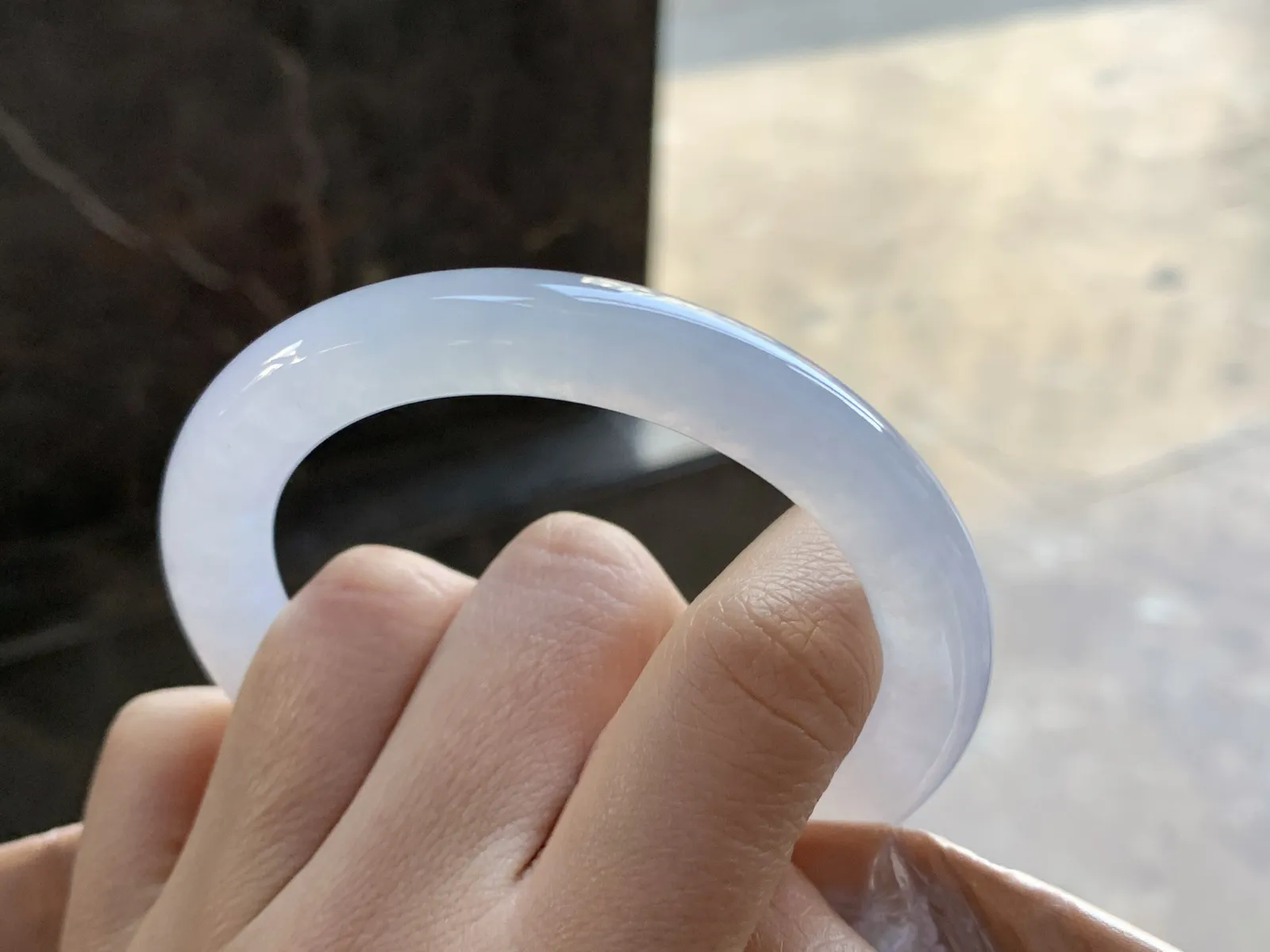 54.5-9.3

冰圆条手镯^_^冰透清新 水润