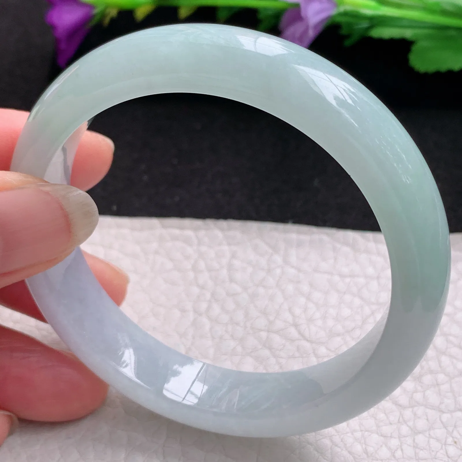 js实拍56.5*12.8*8平安镯 天然缅甸翡翠冰胶水绿玉手镯 玉手环