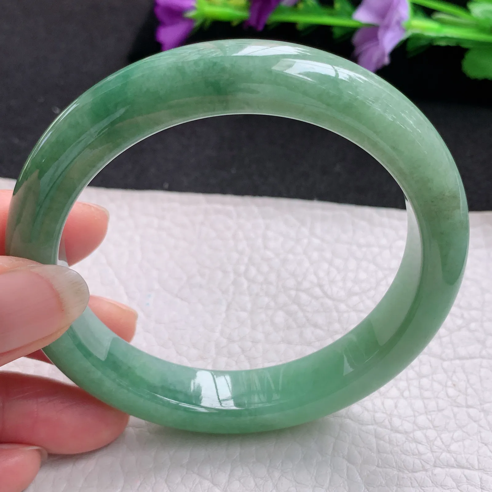 nr大圈口60.6*12.5*9.2平安镯 天然缅甸翡翠满绿大气宽边玉手镯 玉手环