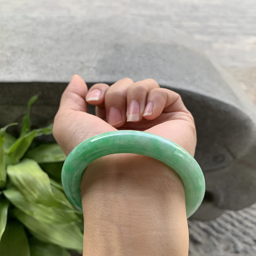 圈口54-10.2 毫米【满飘绿圆条手镯】圆条54 55可戴