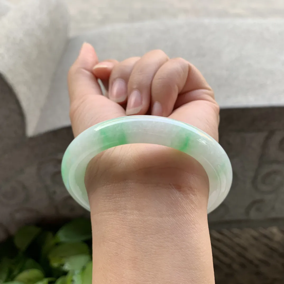 小圈口 53.4-10【飘阳绿圆条手镯】圆条53 54可戴