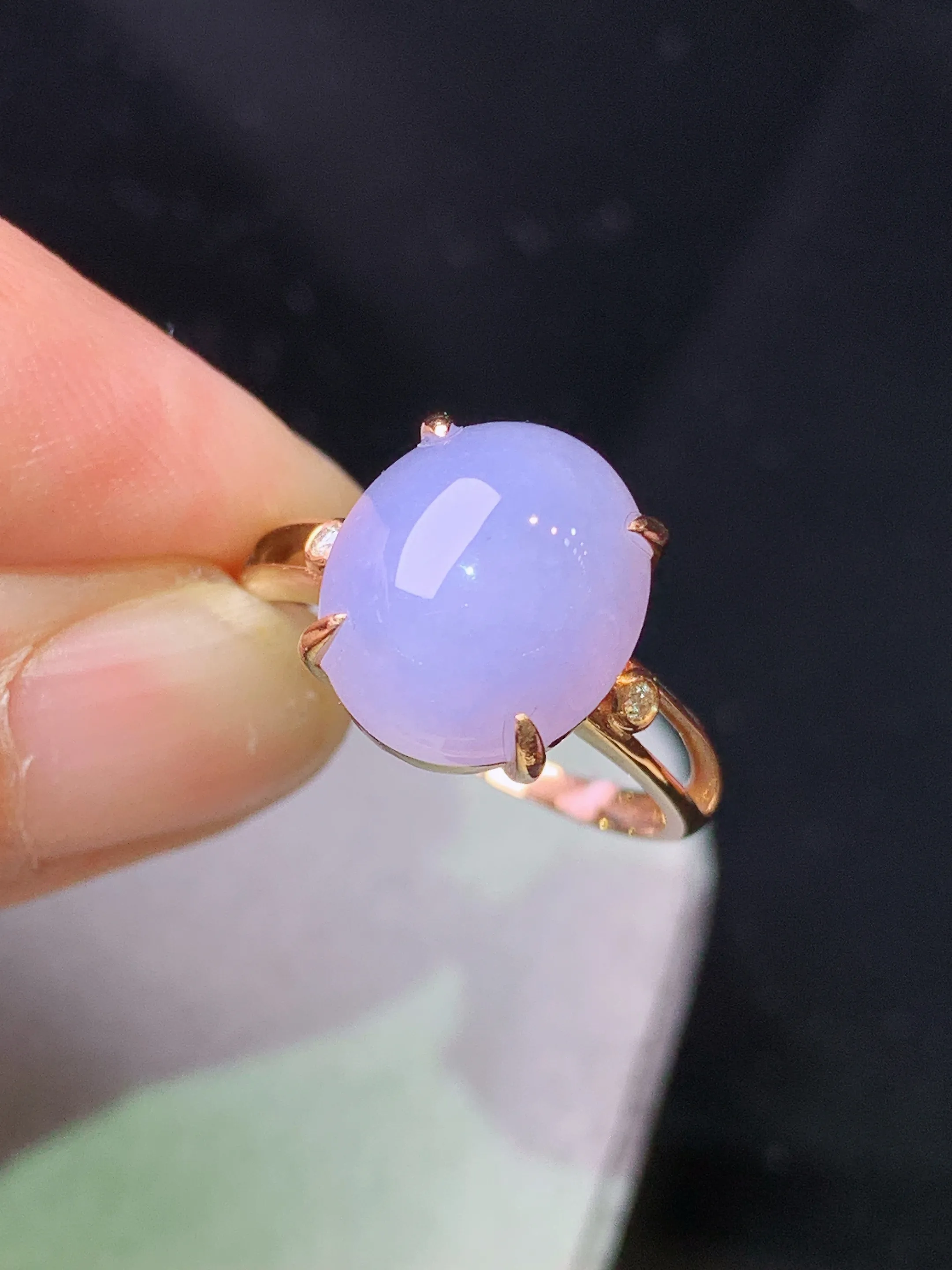 18k金镶嵌紫罗兰蛋面戒指 玉质细腻 色泽艳丽清新 圈口13 整体尺寸12*10.2*5.8