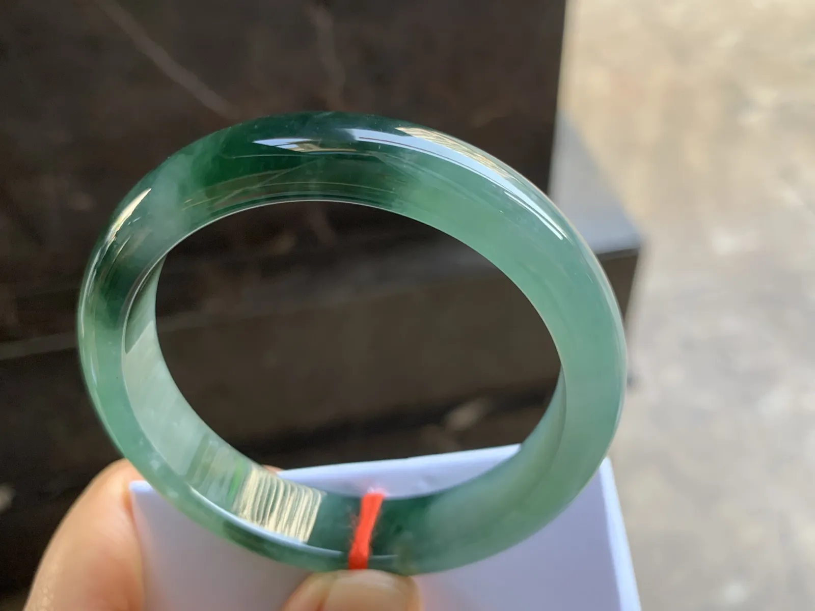 55-13-7.8mm
冰种飘花手镯 底子细腻 水润浓郁