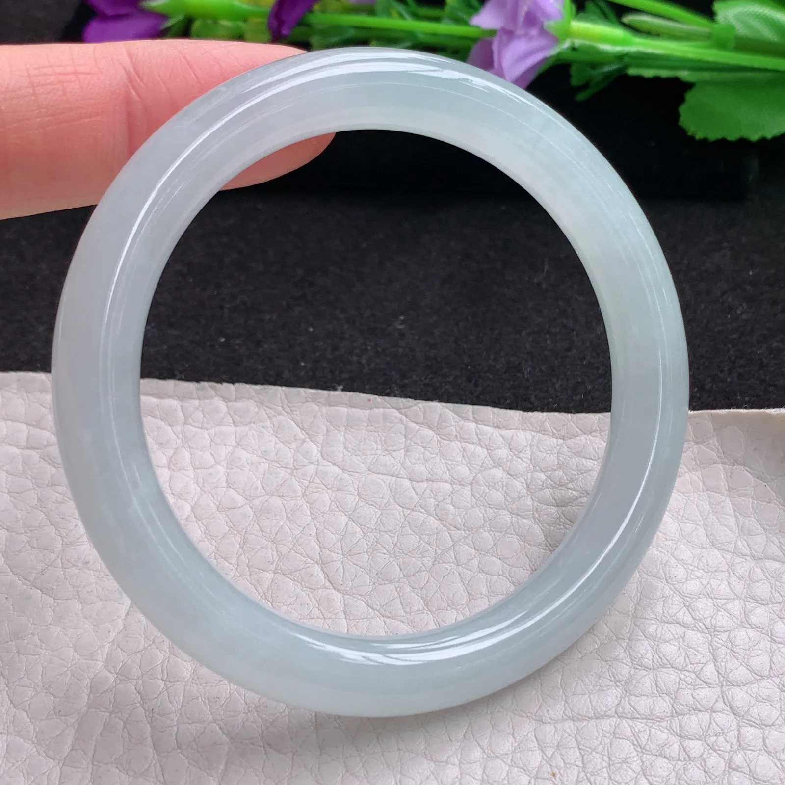 yh小圈口53.3*8.3美人镯 天然缅甸翡翠玉手镯冰纯圆条玉手环