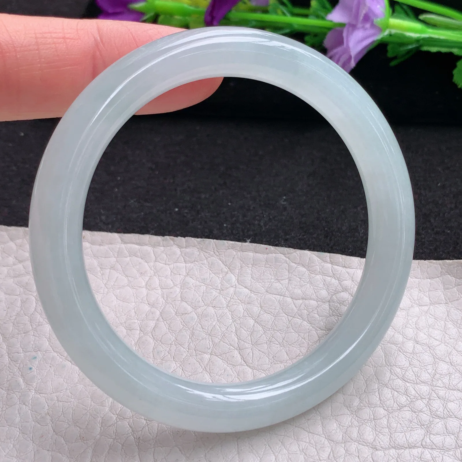 yh小圈口53.3*8.3美人镯 天然缅甸翡翠玉手镯冰纯圆条玉手环