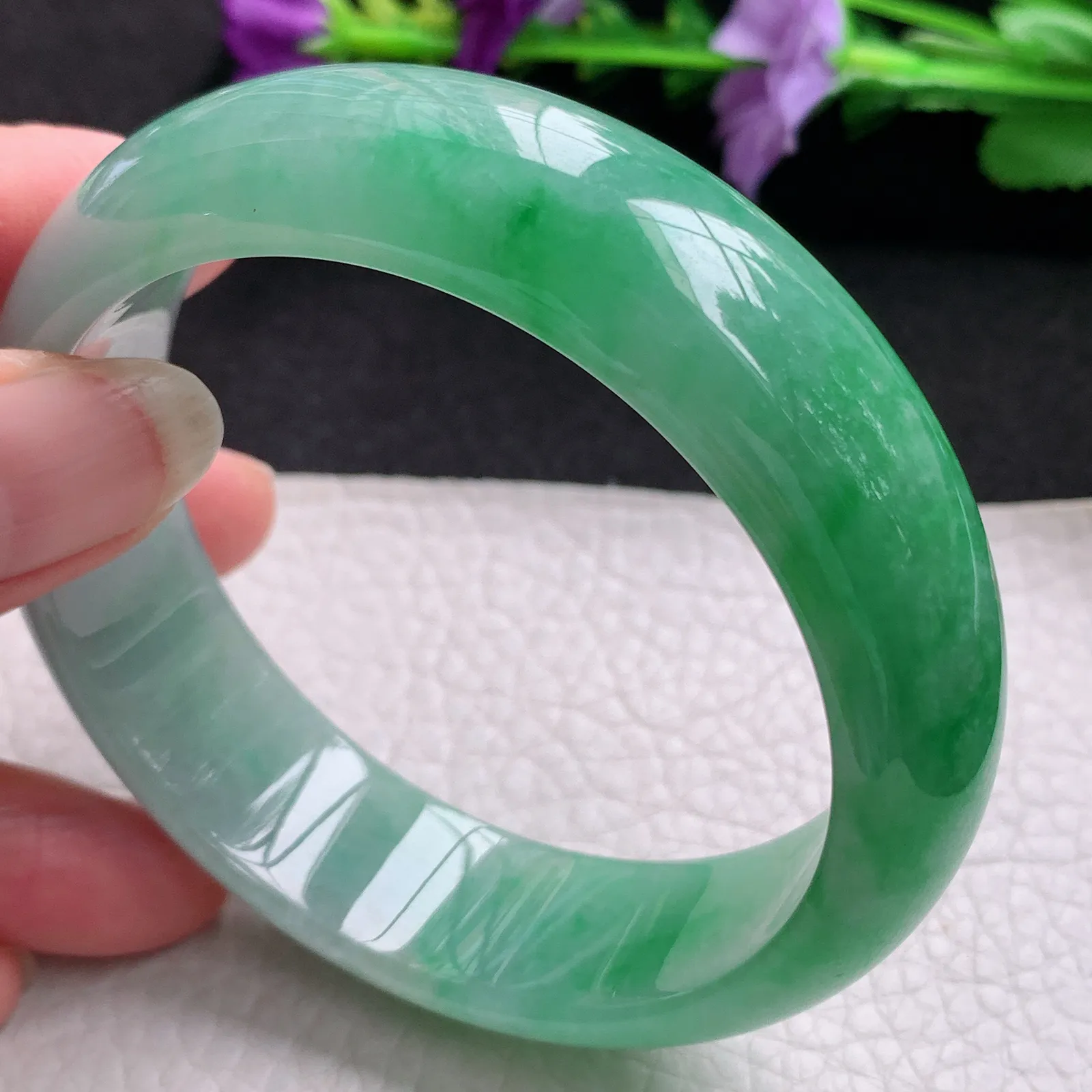 nr大圈口61.6*18.3*8.6轮胎镯 天然缅甸翡翠半山水辣绿宽边玉手镯 玉手环