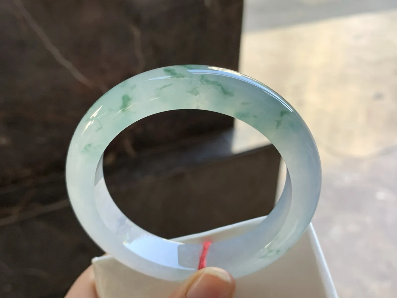 56.5-13.3-9

飘花手镯^_^水润冰透 清新