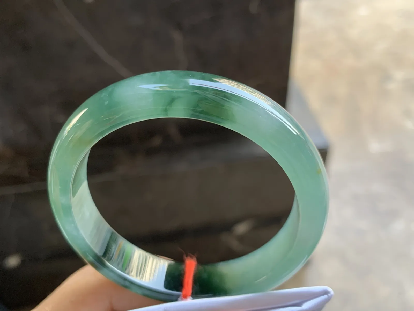 55-13-7.8mm
冰种飘花手镯 底子细腻 水润浓郁