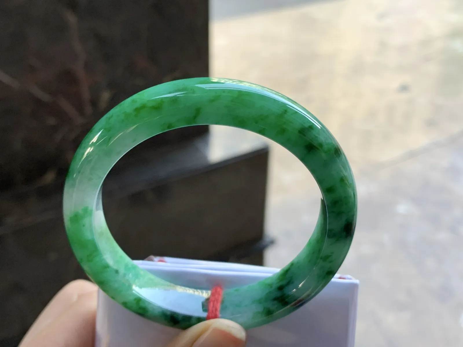 56-12.8-8.5

辣绿色手镯^_^鲜艳 浓郁