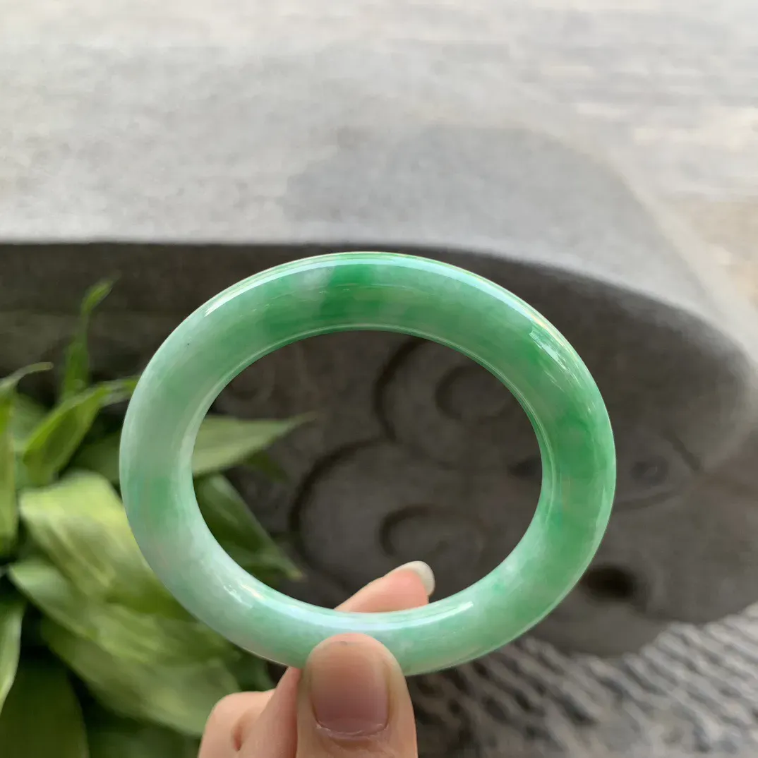 圈口54-10.2 毫米【满飘绿圆条手镯】圆条54 55可戴