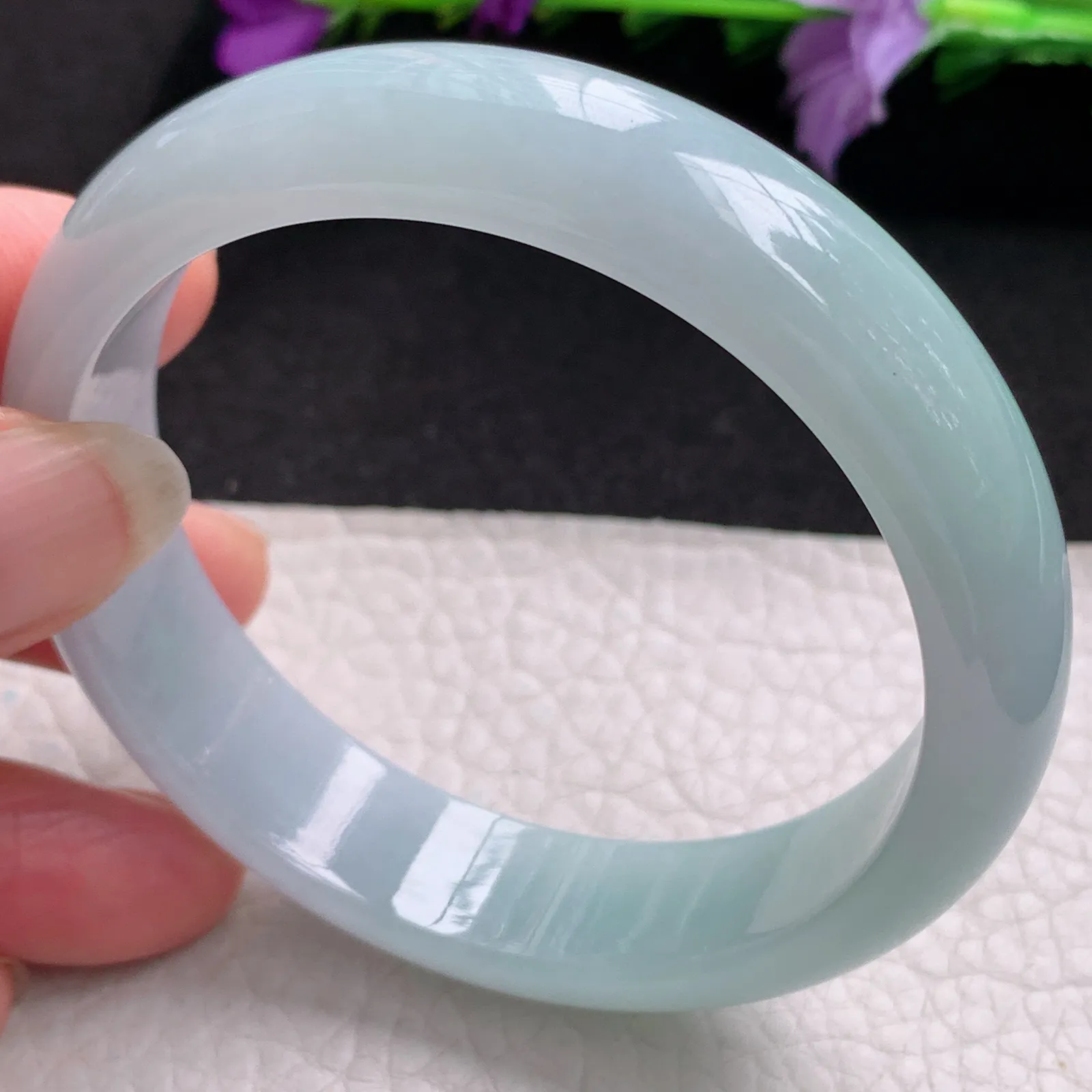 nr实拍57.5*14*7.2平安镯 天然缅甸翡翠浅绿水润宽边玉手镯 玉手环