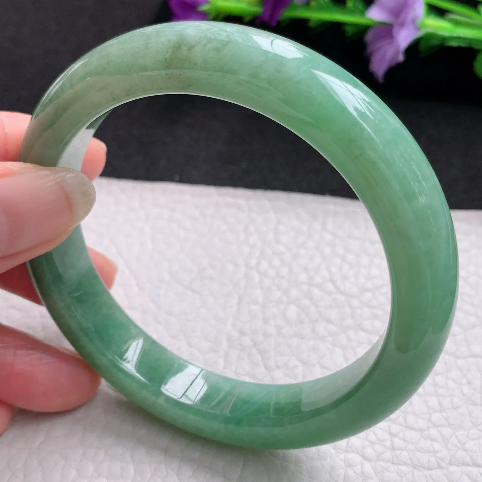 nr大圈口60.6*12.5*9.2平安镯 天然缅甸翡翠满绿大气宽边玉手镯 玉手环