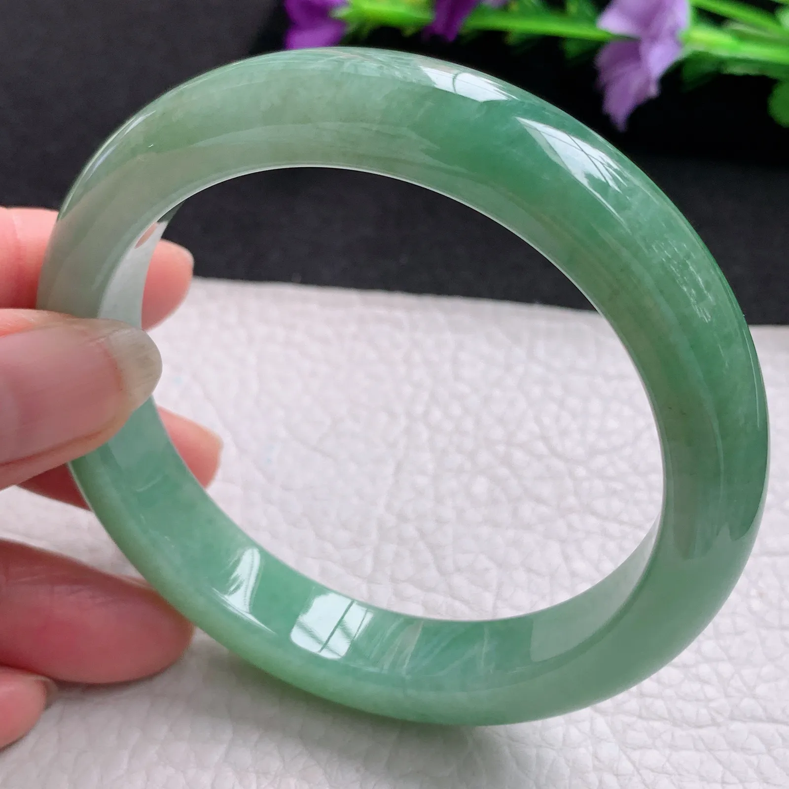 nr大圈口60.6*12.5*9.2平安镯 天然缅甸翡翠满绿大气宽边玉手镯 玉手环