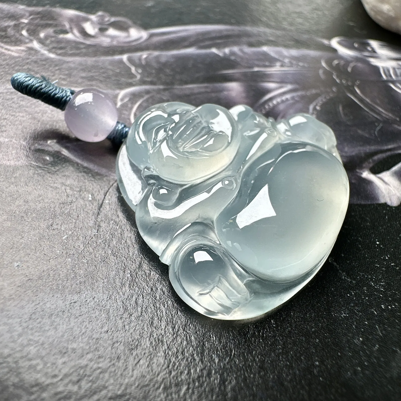 【冰种佛公吊坠】种水上乘，晶莹剔透，纯净通透，莹光感很强