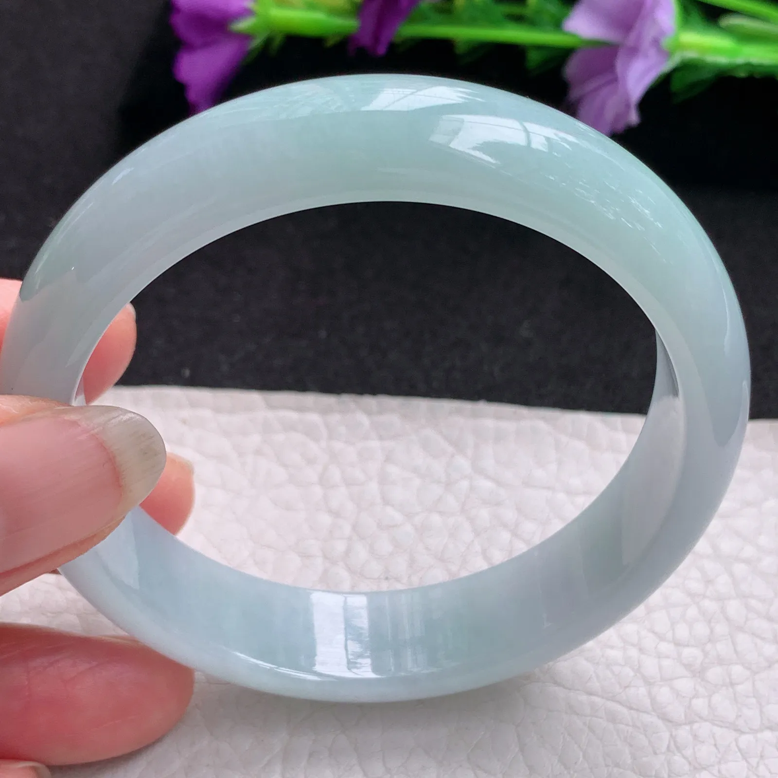 nr实拍57.5*14*7.2平安镯 天然缅甸翡翠浅绿水润宽边玉手镯 玉手环