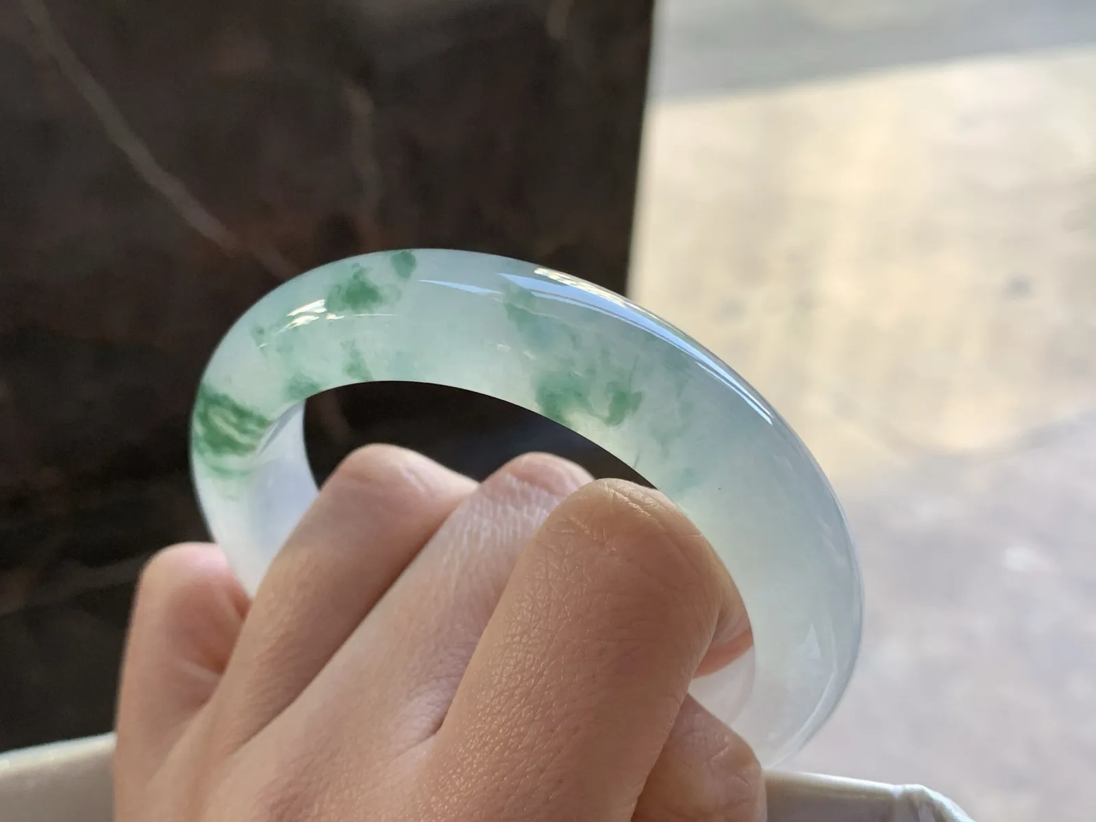 56.5-13.3-9

飘花手镯^_^水润冰透 清新