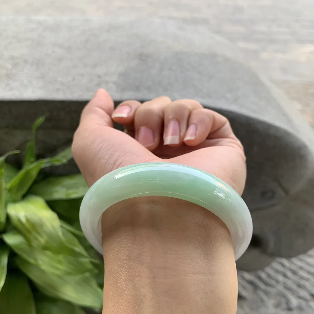 小圈口 53-12.3-8.8【飘阳绿正圈手镯】正圈53 54可戴