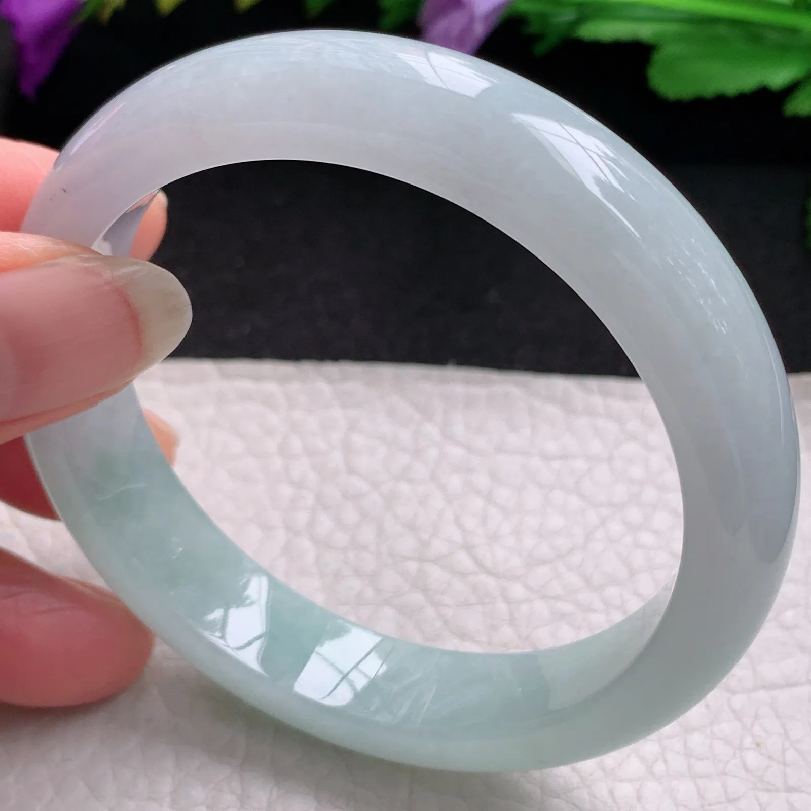 js实拍56.5*12.8*8平安镯 天然缅甸翡翠冰胶水绿玉手镯 玉手环