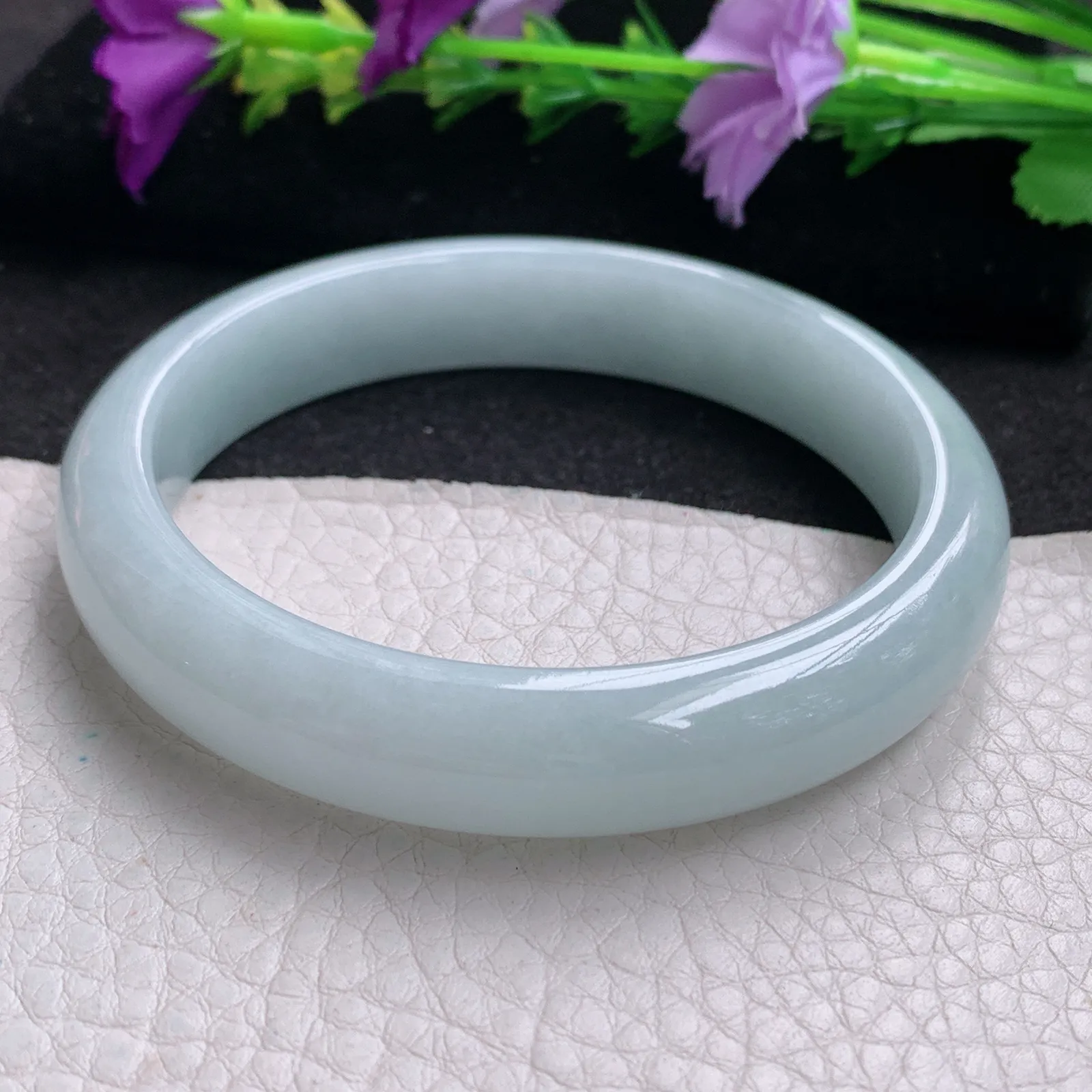 yh实拍58.5*12*7.5平安镯 天然缅甸翡翠浅绿水润宽边玉手镯 玉手环