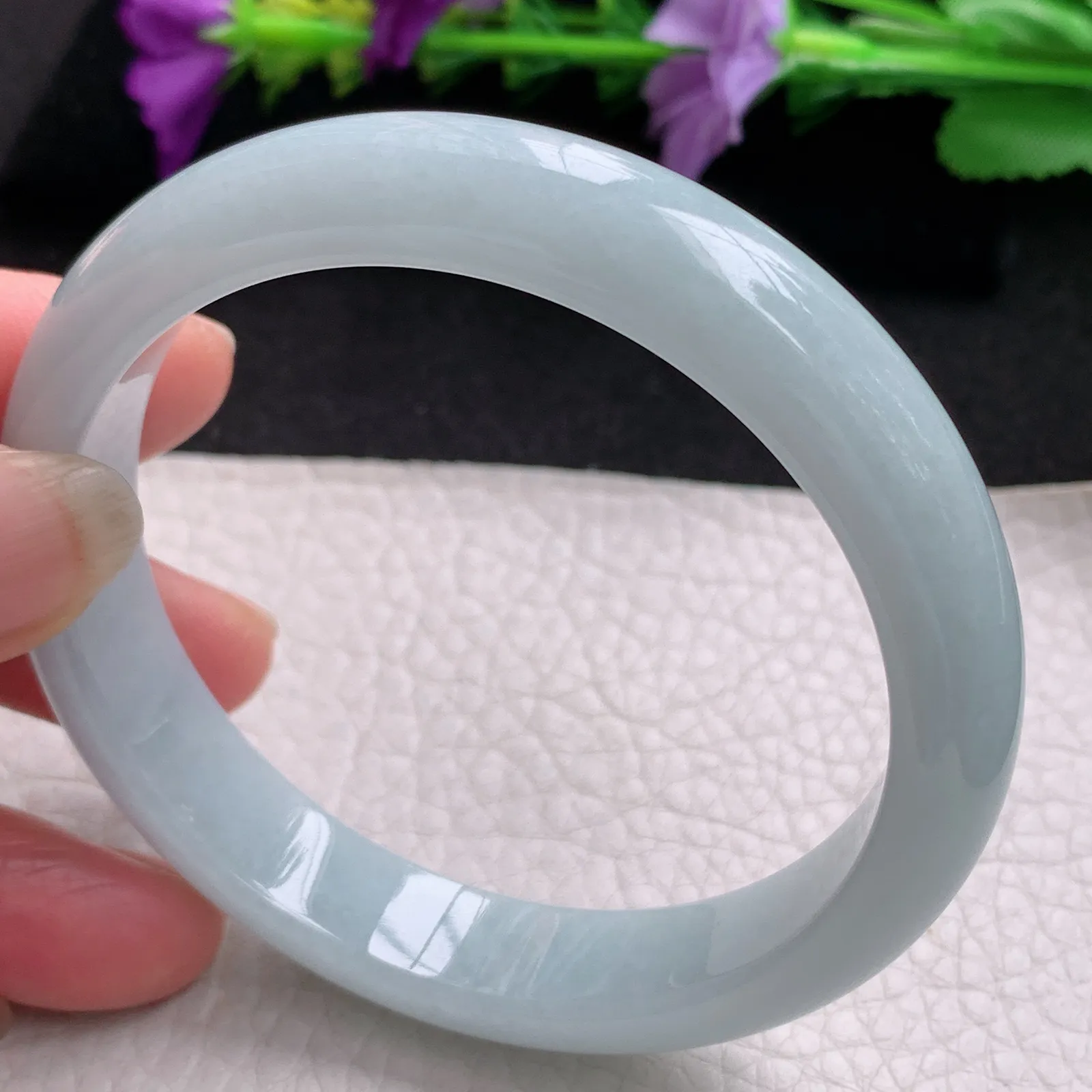 yh实拍58.5*12*7.5平安镯 天然缅甸翡翠浅绿水润宽边玉手镯 玉手环