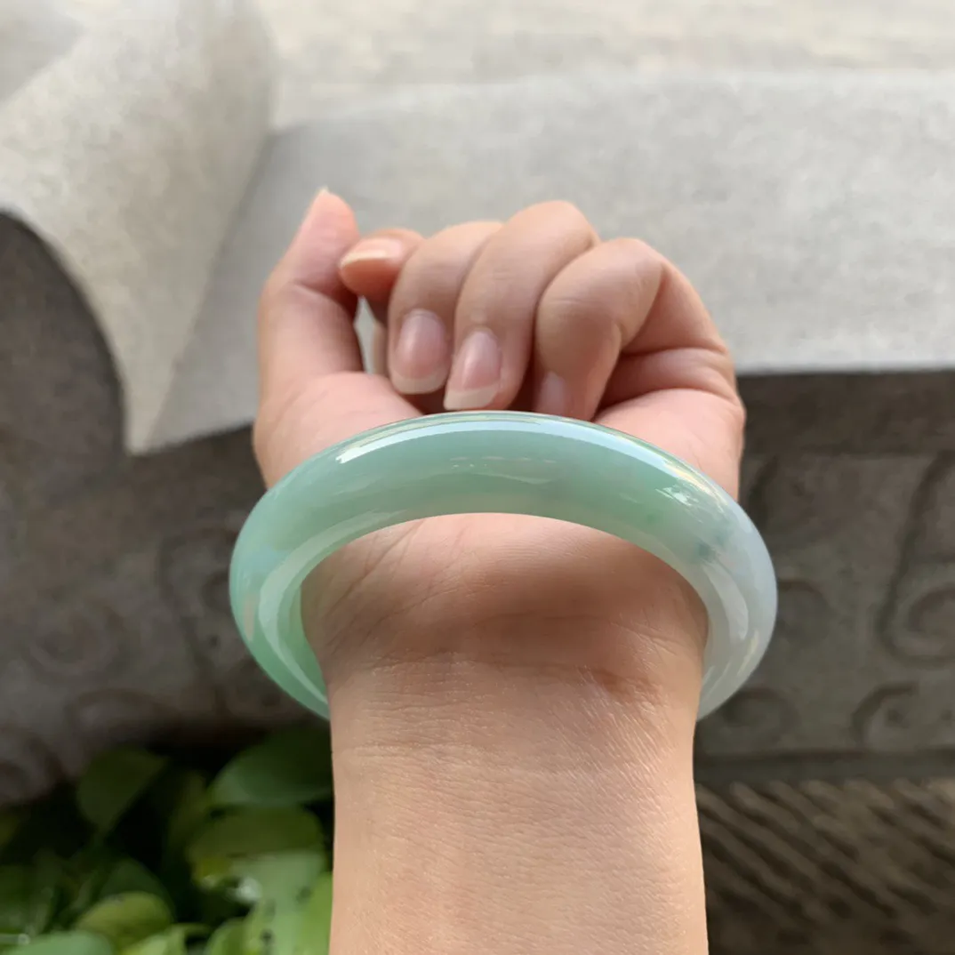 圈口57-12.3-9.2 【果绿正圈手镯】正圈57 58可戴