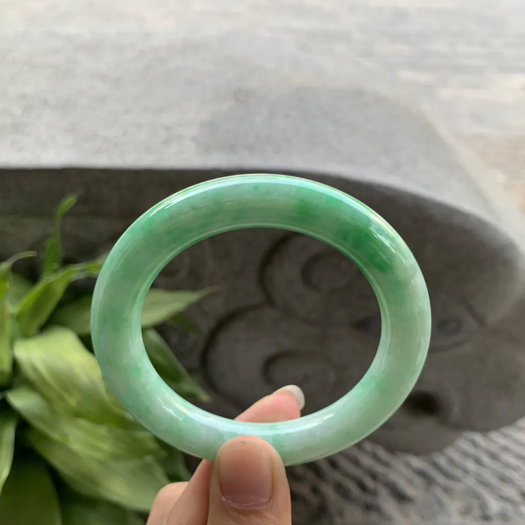 圈口54-10.2 毫米【满飘绿圆条手镯】圆条54 55可戴