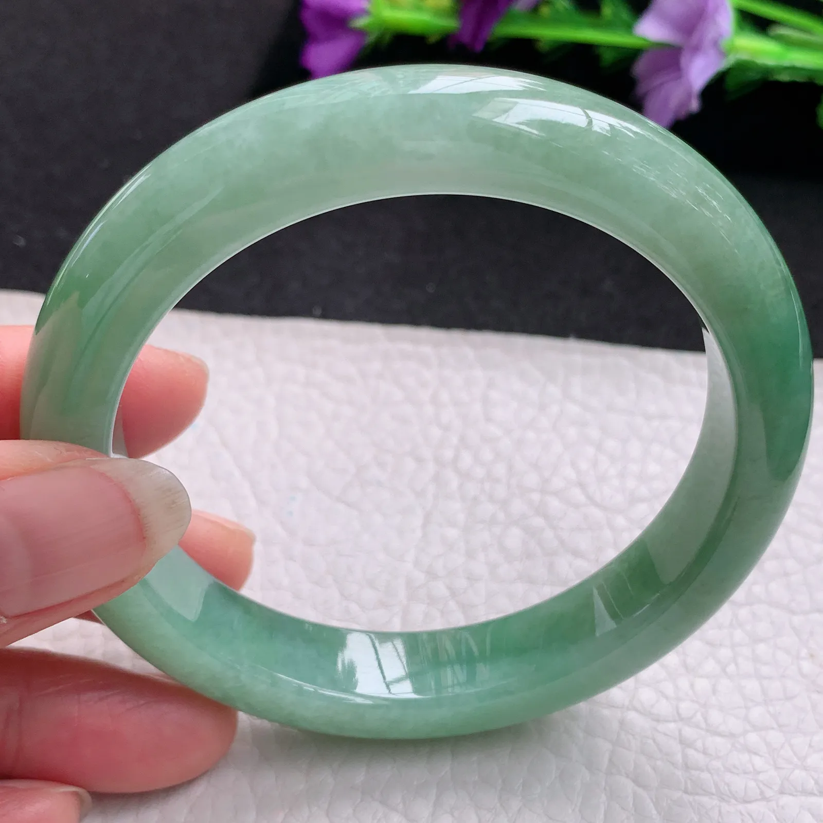nr大圈口60.6*12.5*9.2平安镯 天然缅甸翡翠满绿大气宽边玉手镯 玉手环