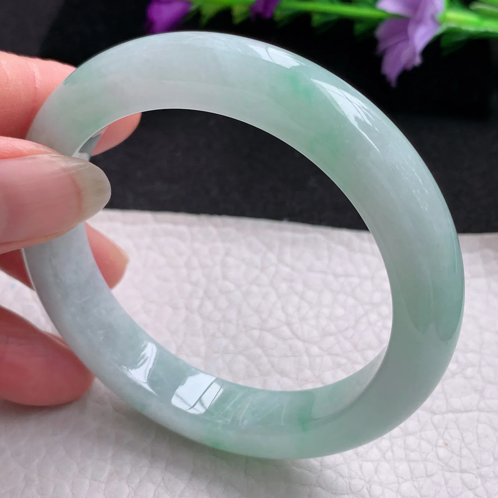 z实拍55*11.2*9平安镯 天然缅甸翡翠飘绿厚装宽边玉手镯 玉手环