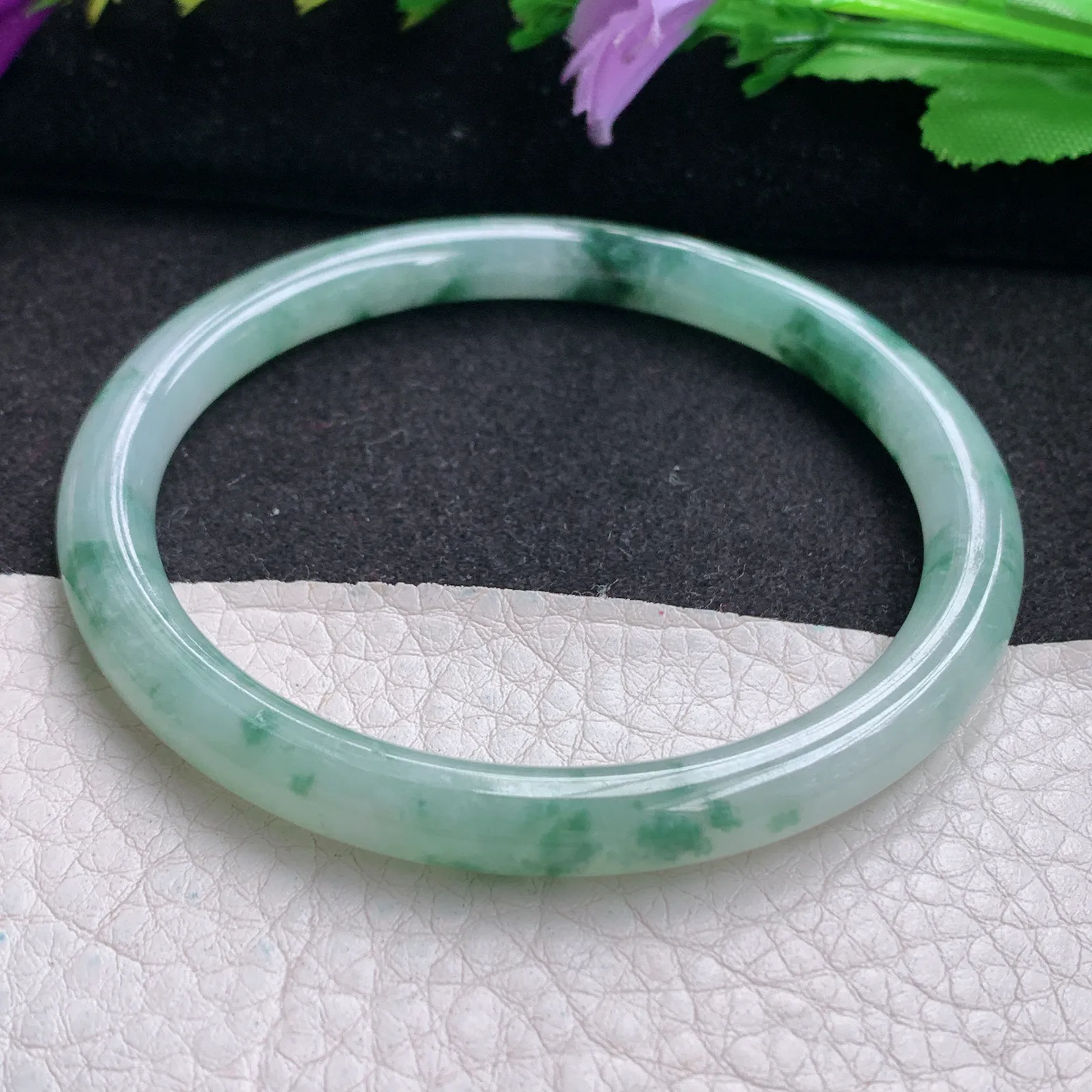 js实拍58.5*6.6*7.2美人镯 天然缅甸翡翠冰飘花圆条玉手镯 玉手环