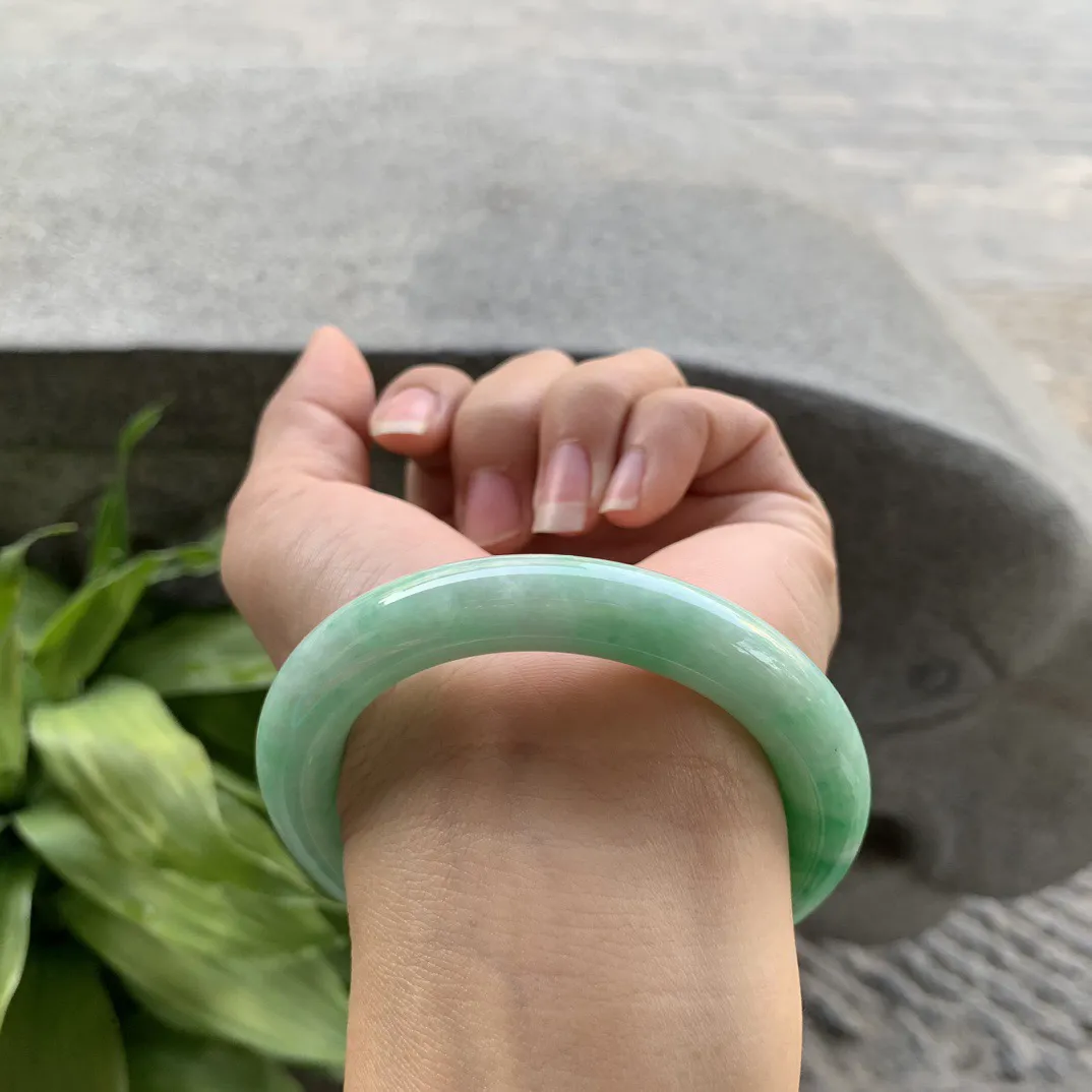 圈口54-10.2 毫米【满飘绿圆条手镯】圆条54 55可戴