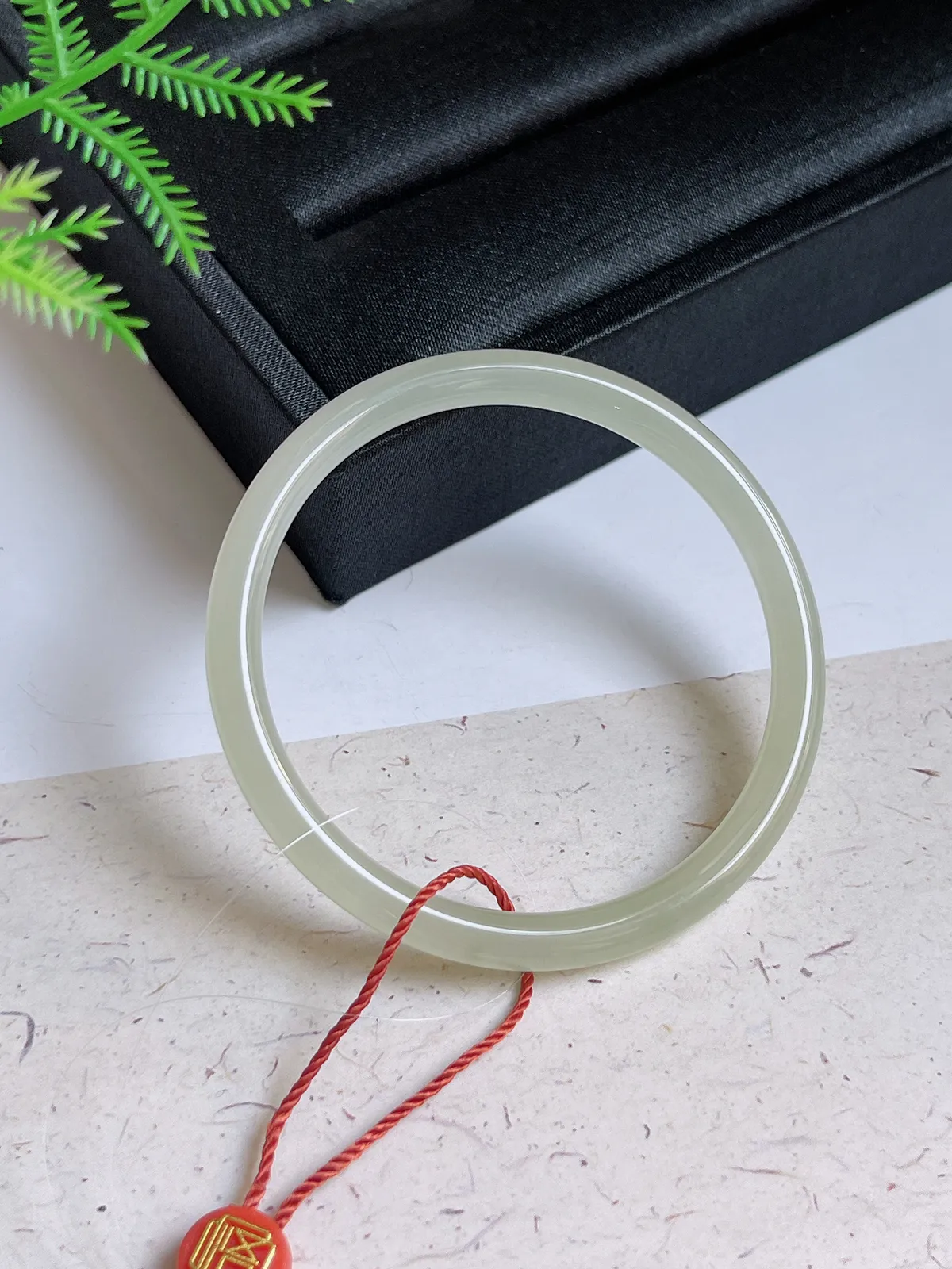 和田玉茶晴美人镯