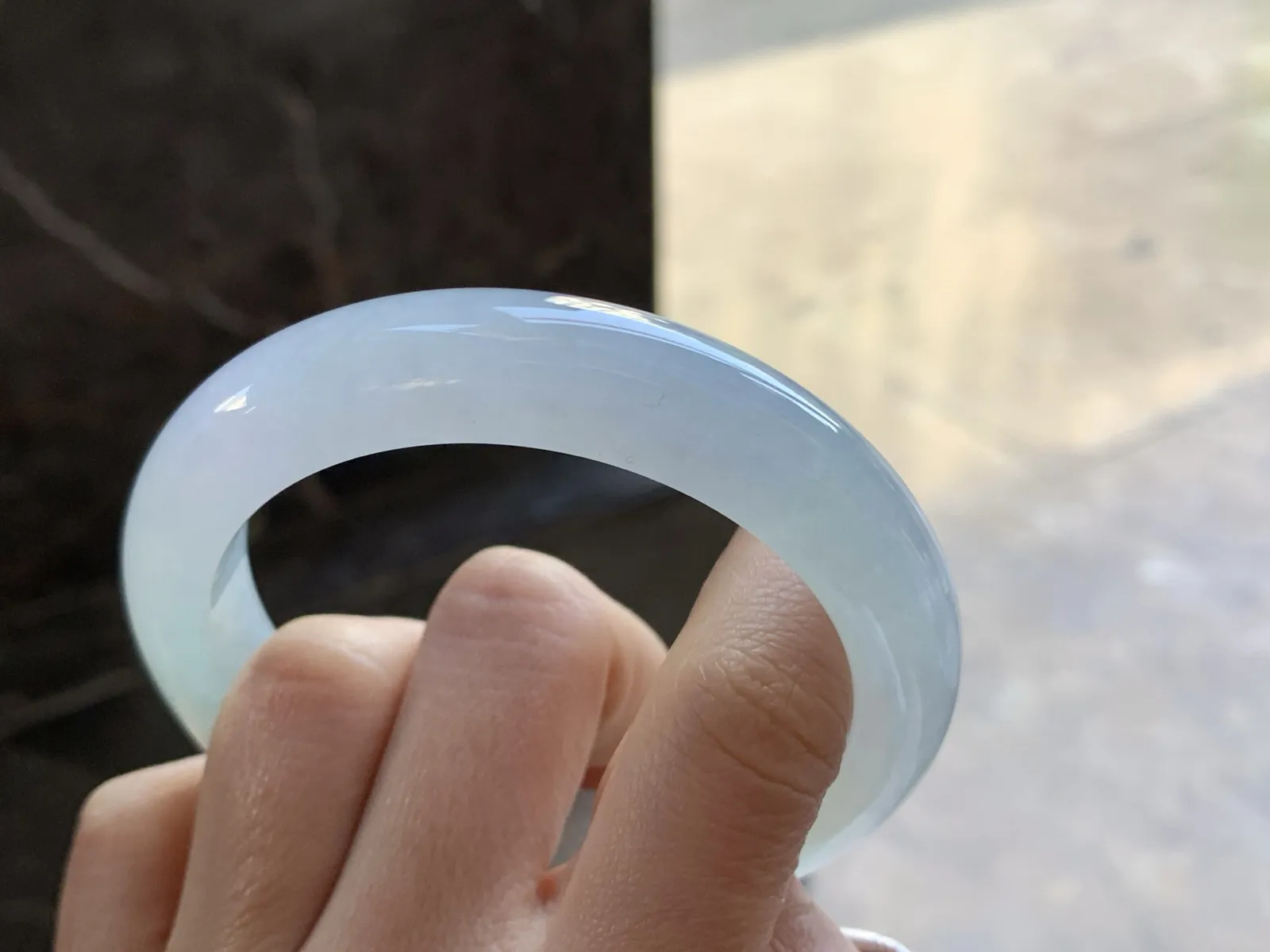 57.5-12.7-9.2

淡蓝手镯^_^水润冰透