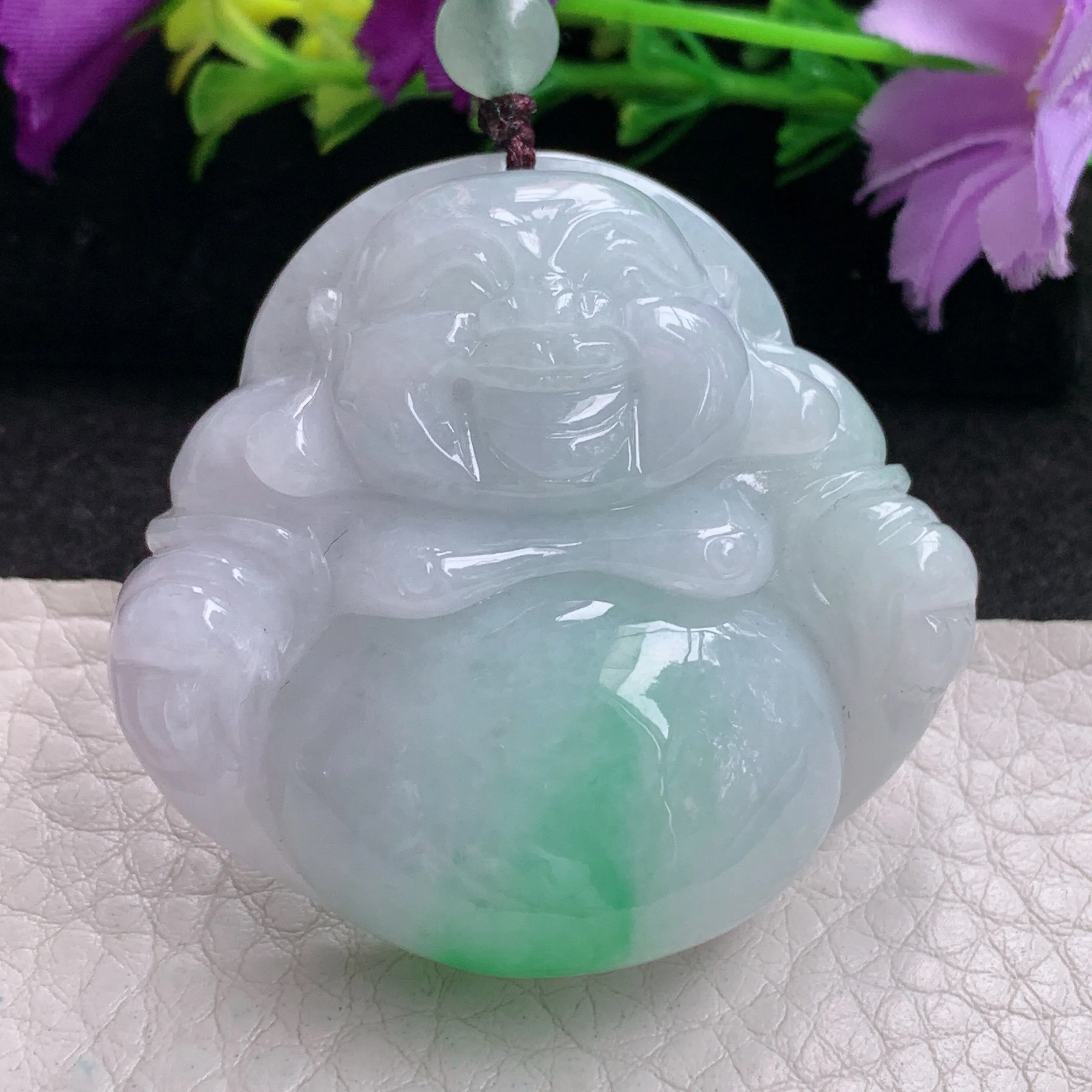 zen实拍43.7*46*13.2缅甸翡翠飘绿大佛公吊坠白底青弥勒佛像毛衣坠