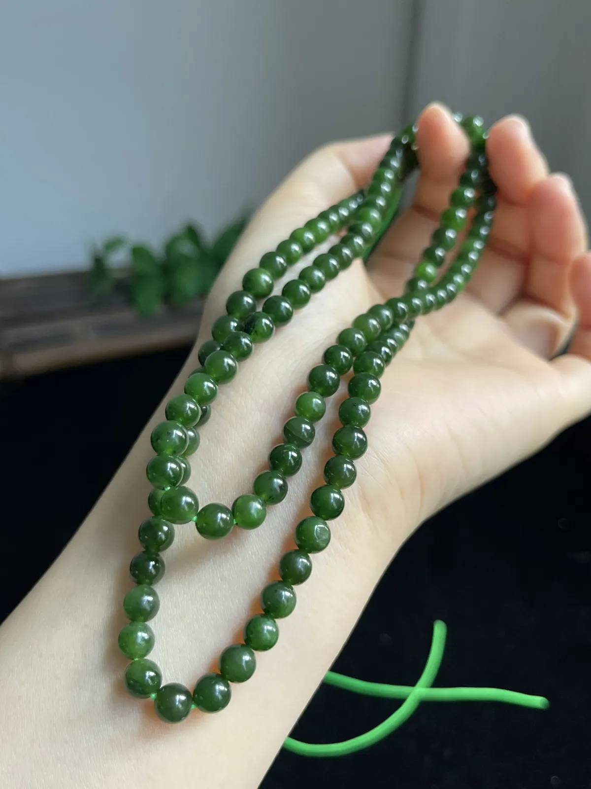 和田玉项链，料子温润
色泽漂亮