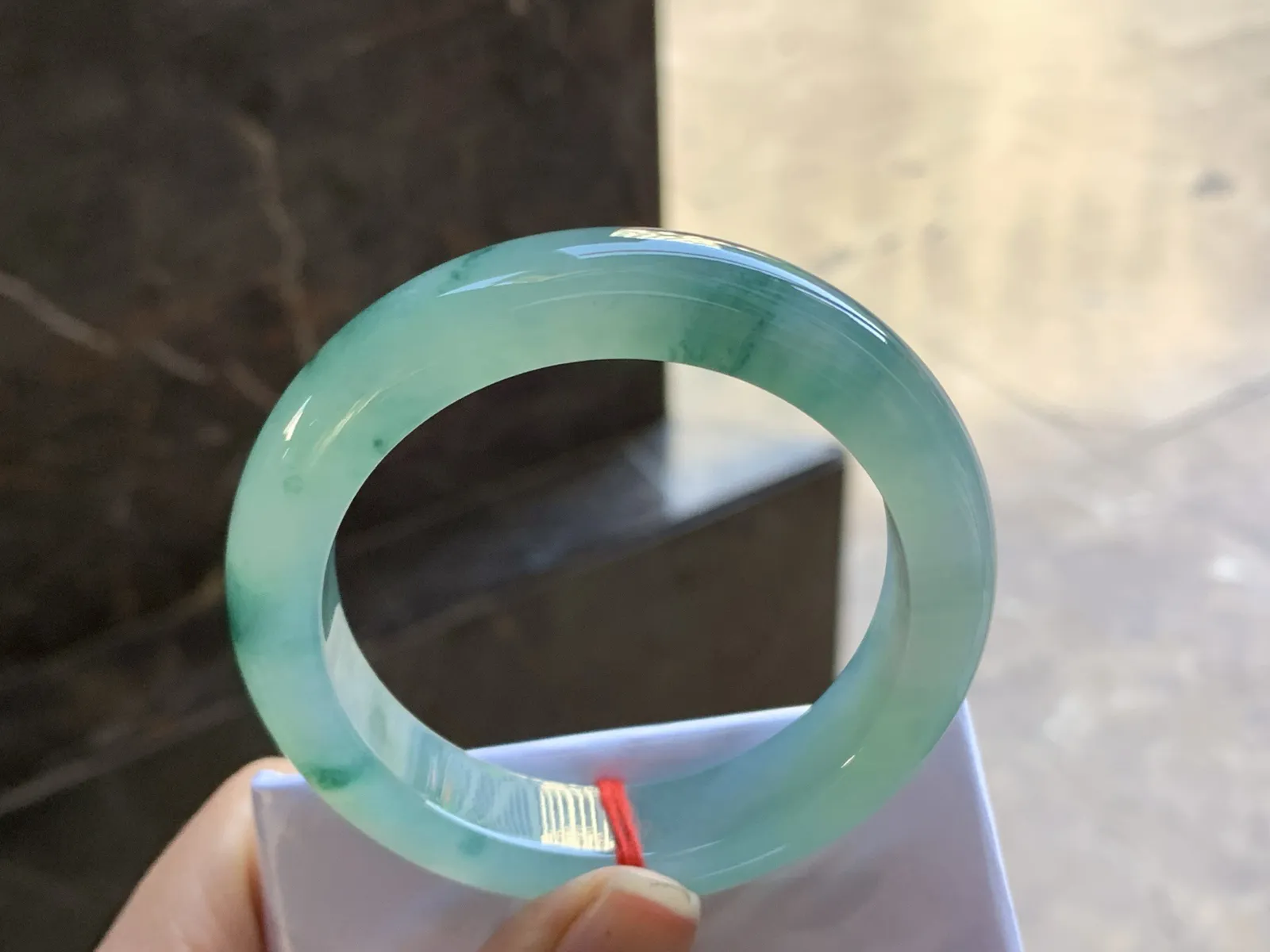 52.5-12.7-9.2

飘花手镯^_^清新