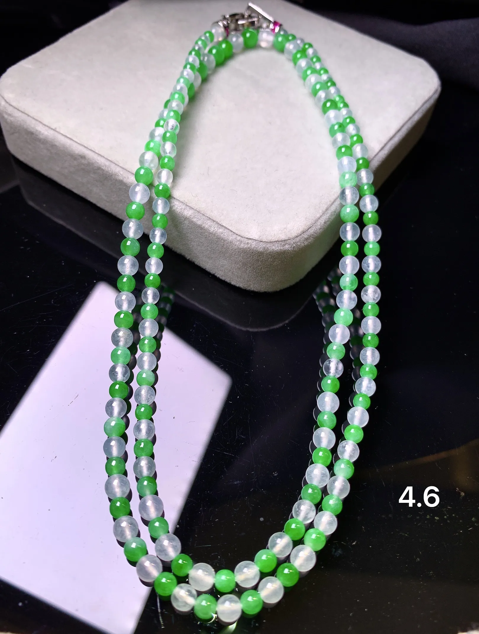 冰绿圆珠组合项链 玉质细腻 色泽艳丽清新 取一尺寸4.6