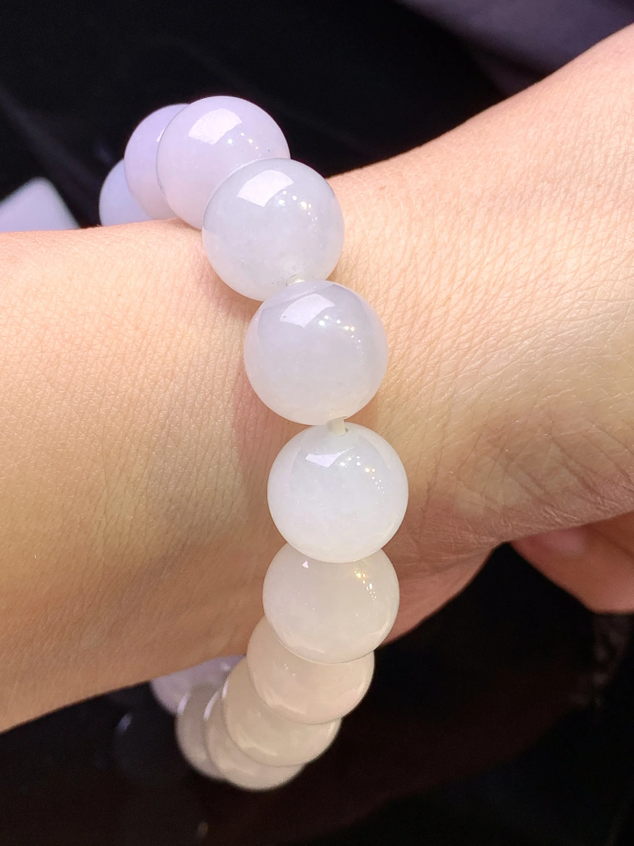 冰种圆珠手链 玉质细腻 色泽艳丽清新 整体尺寸12.3