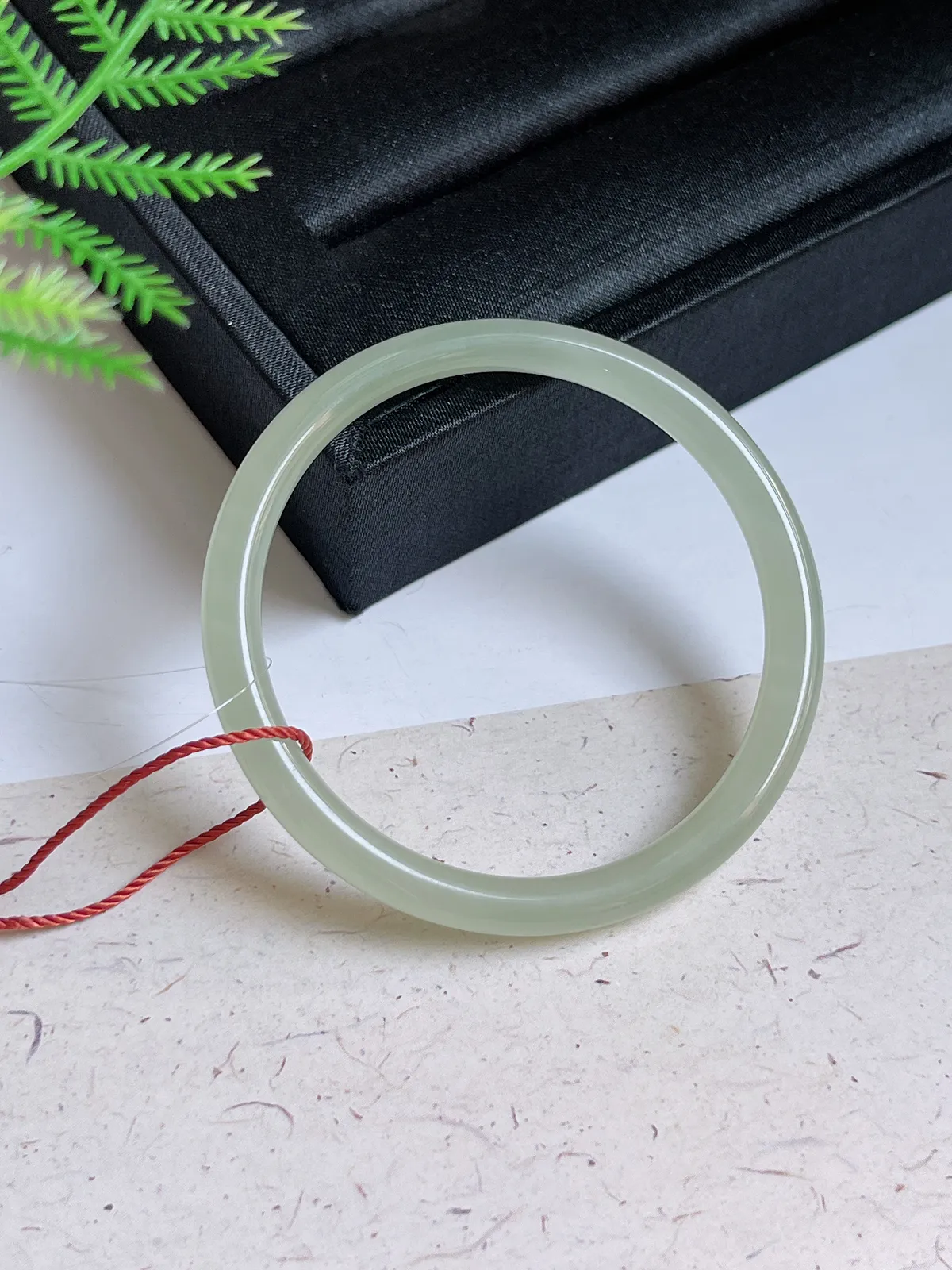 和田玉茶晴美人镯