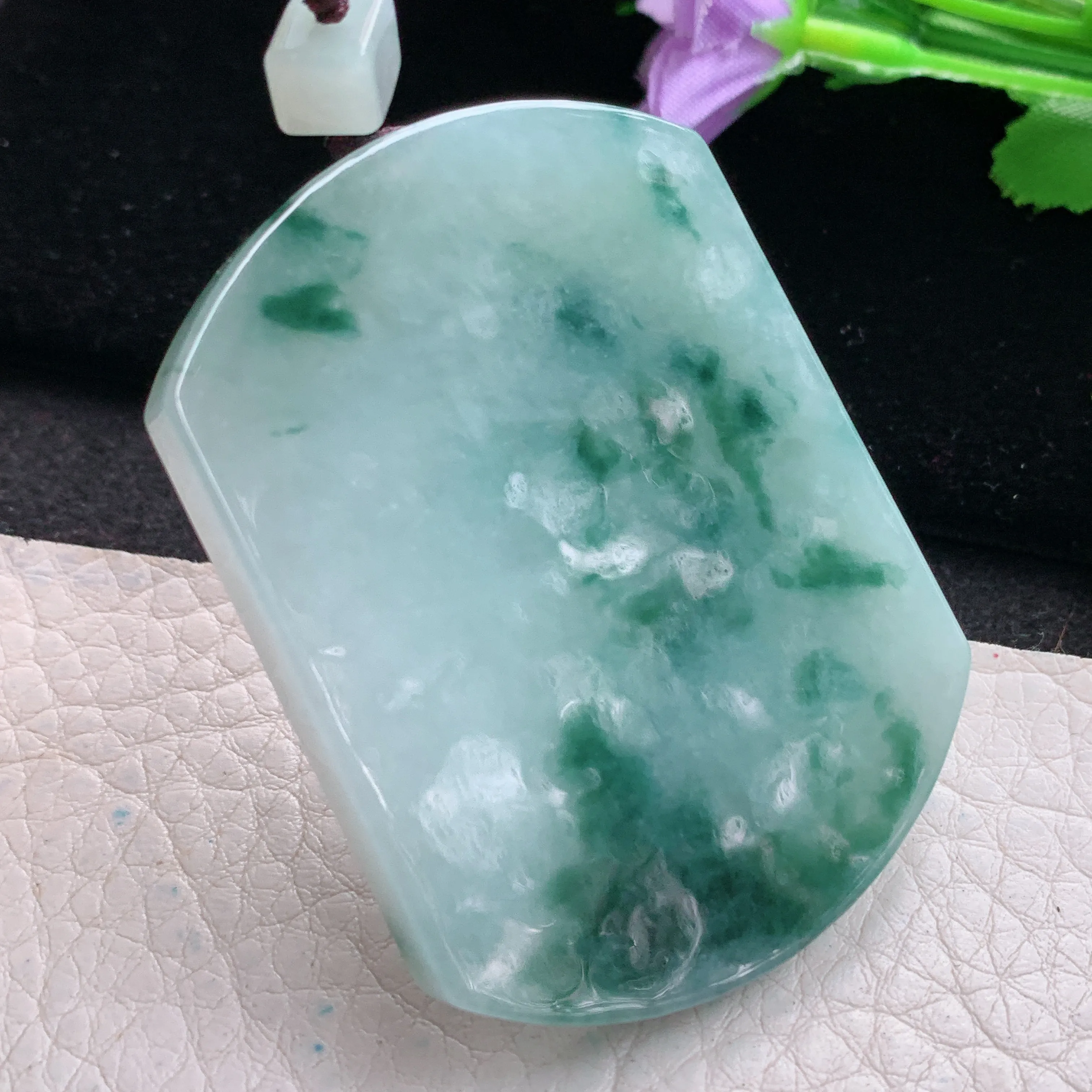 zen实拍55*41.8*6.2缅甸翡翠飘花平安无事牌吊坠 无字素牌项坠