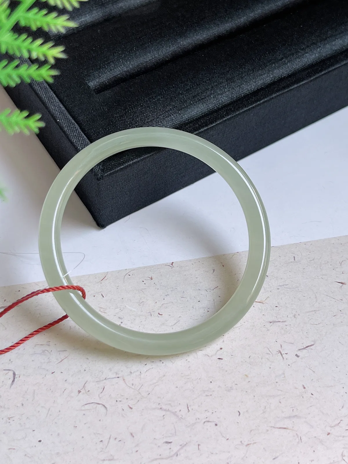 和田玉茶晴美人镯