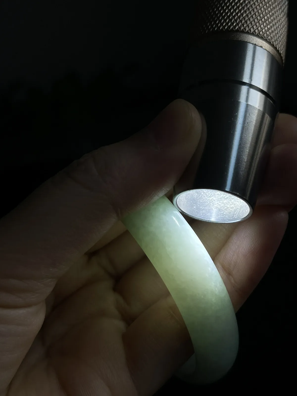 贵妃镯53.6圈口，翡翠手镯