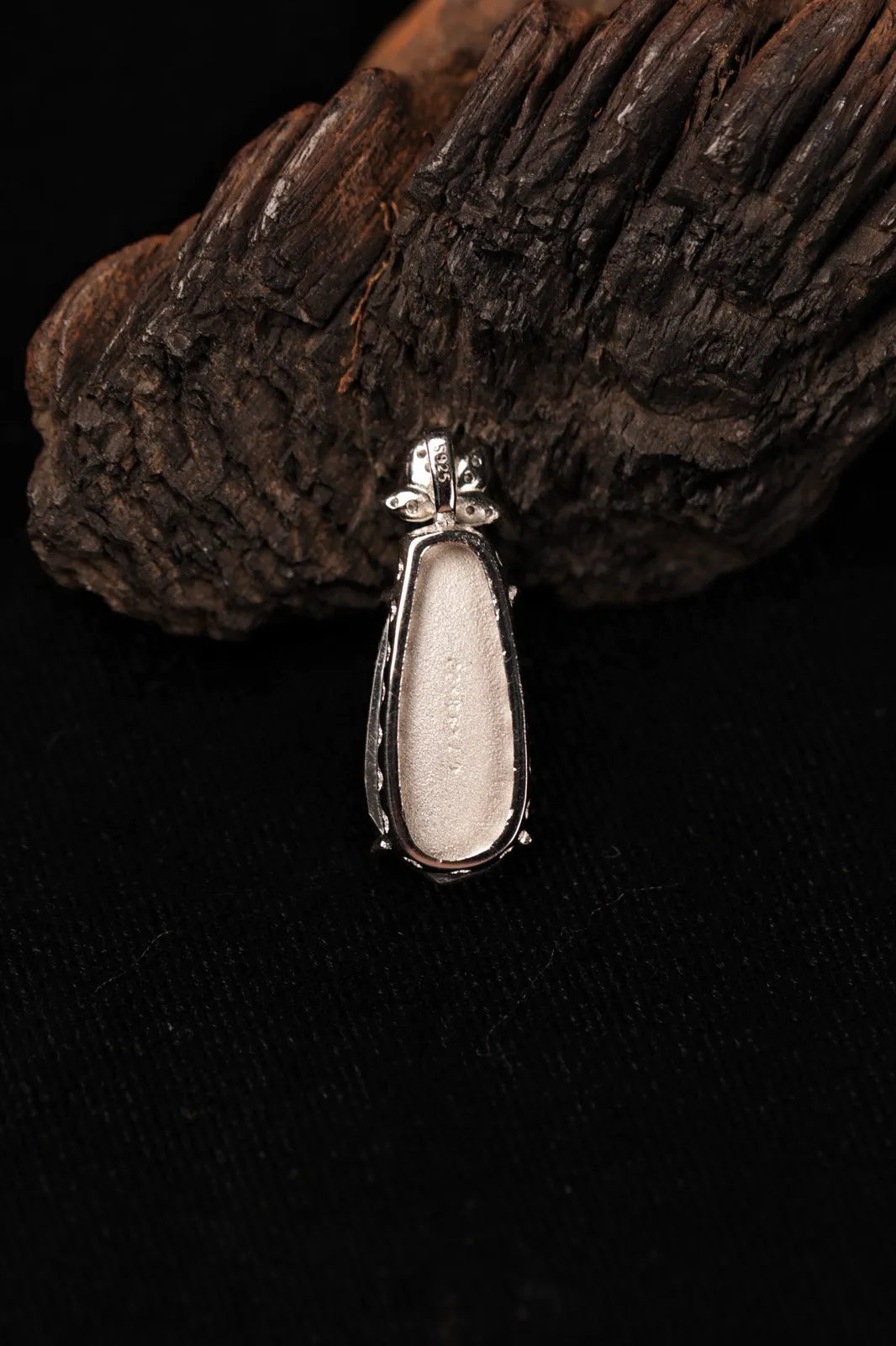 天然满绿翡翠福豆吊坠 S925银