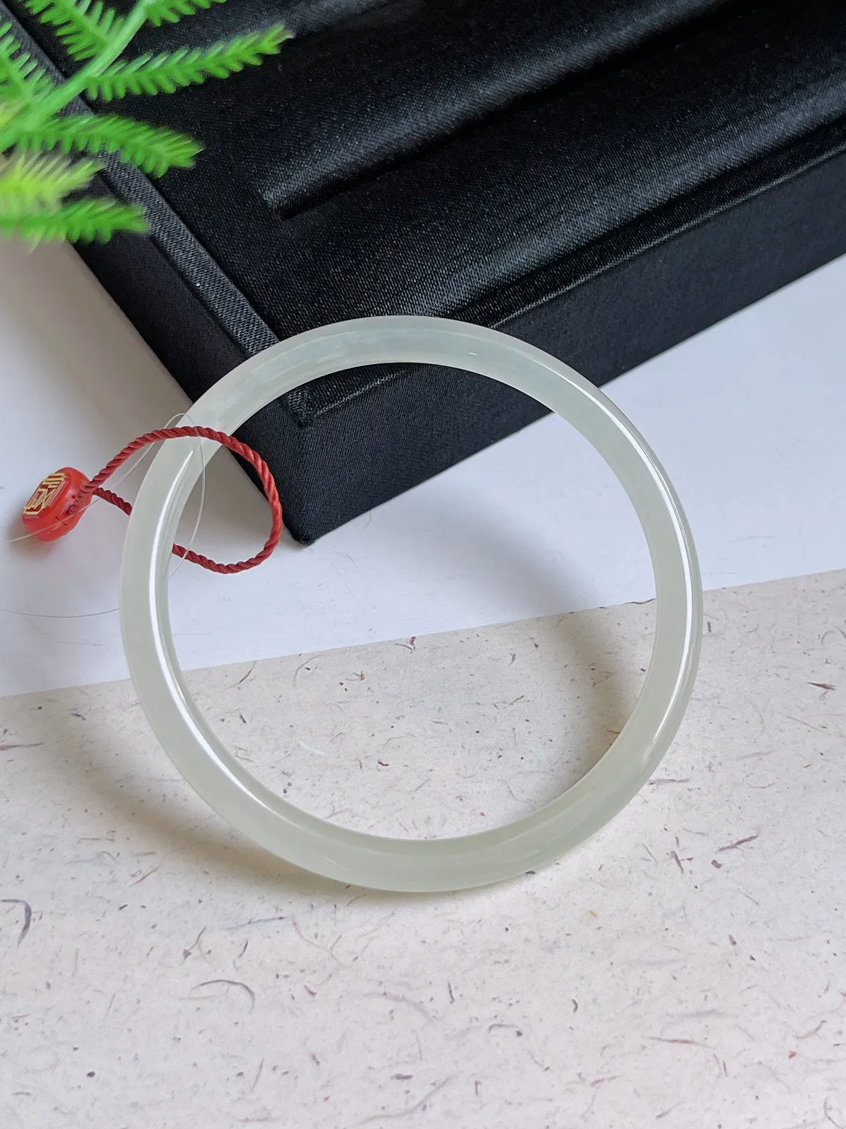 和田玉茶晴美人镯