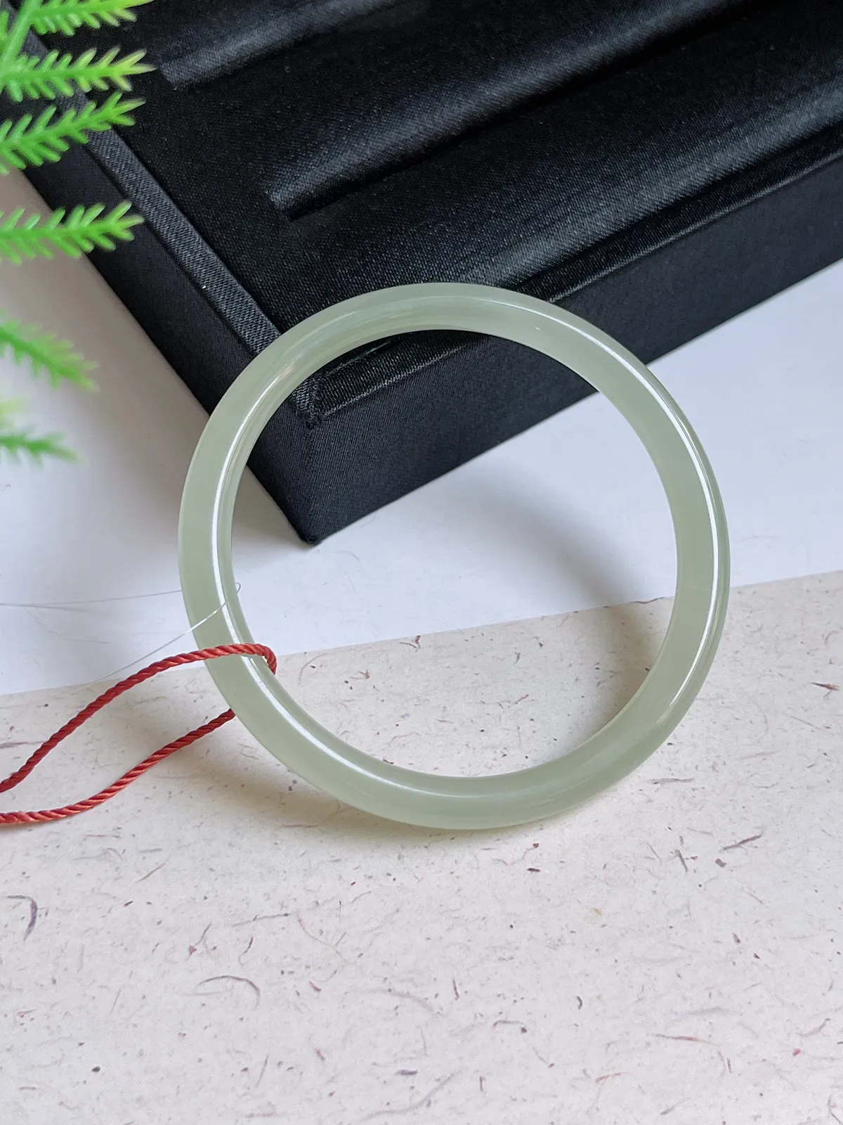 和田玉茶晴美人镯