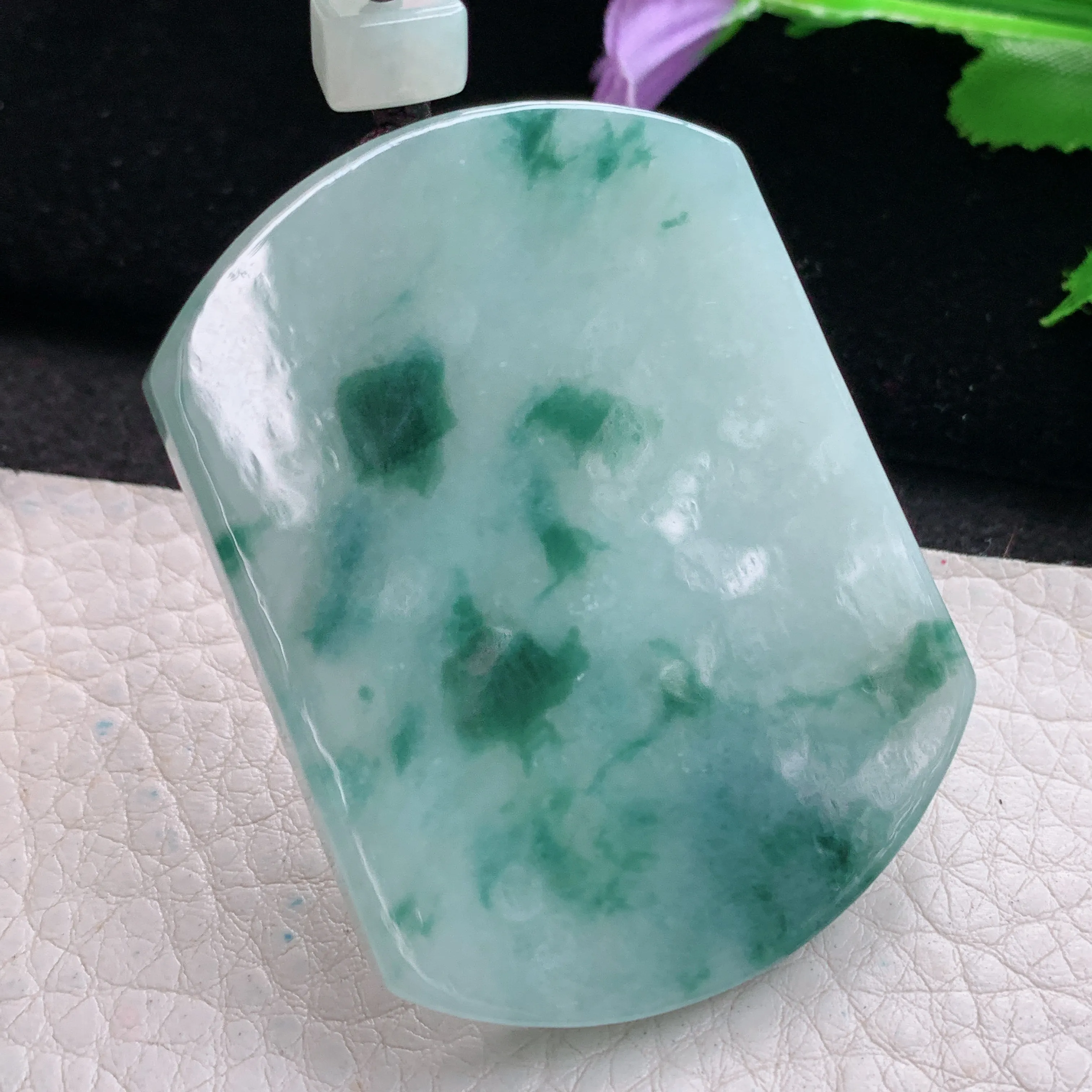 zen实拍55*41.8*6.2缅甸翡翠飘花平安无事牌吊坠 无字素牌项坠