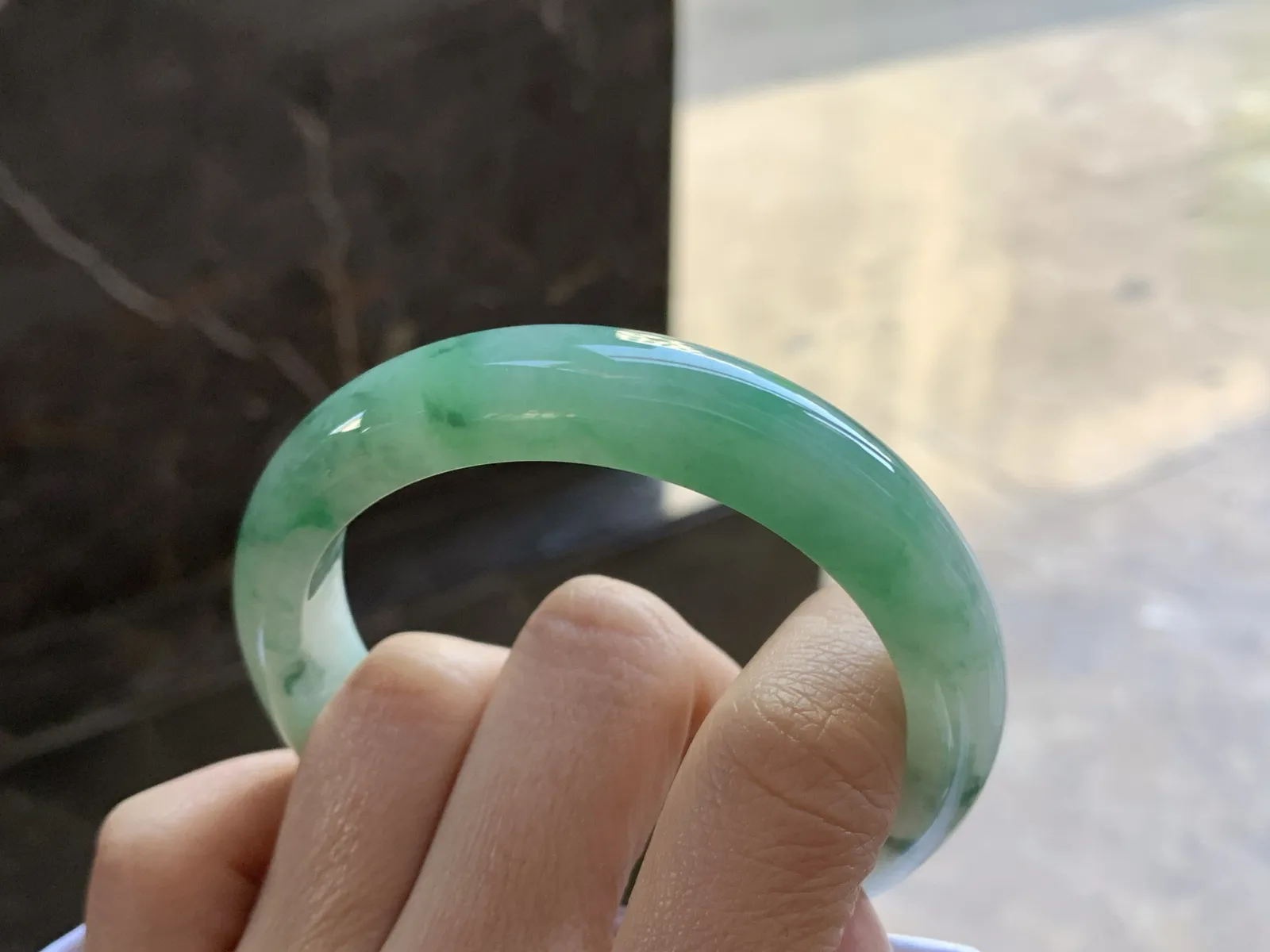 55-12.3-8.2

绿花手镯^_^鲜艳