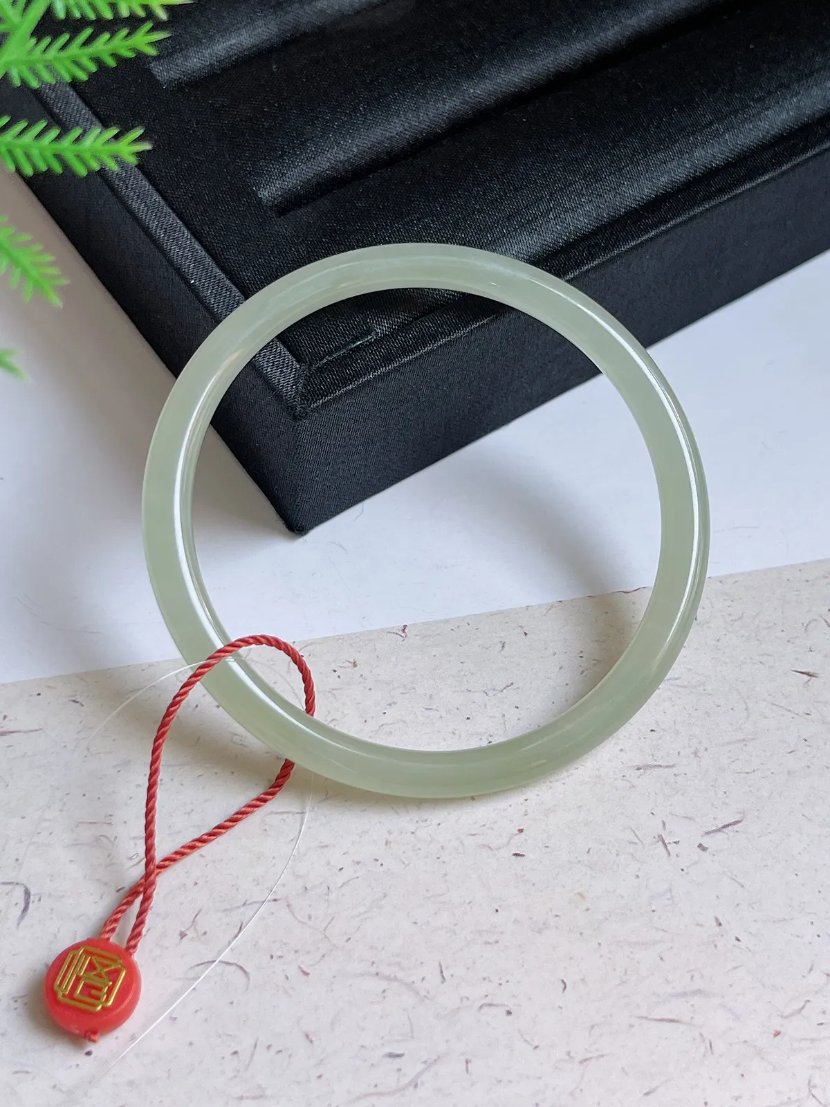 和田玉茶晴美人镯